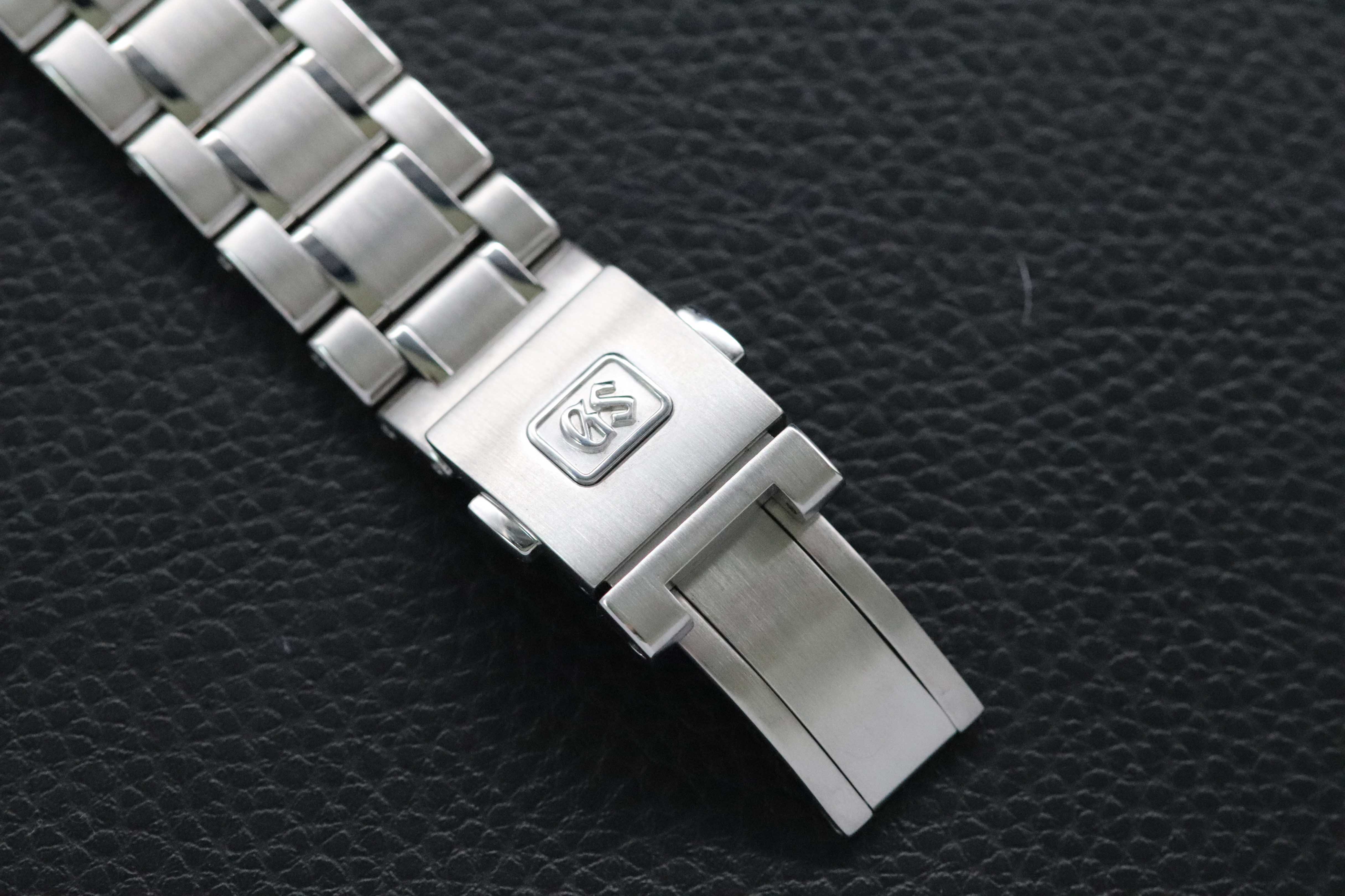 Grand Seiko Spring Drive GMT SBGE201/9R66-0AA0, juego completo de 2018, caja y documentación