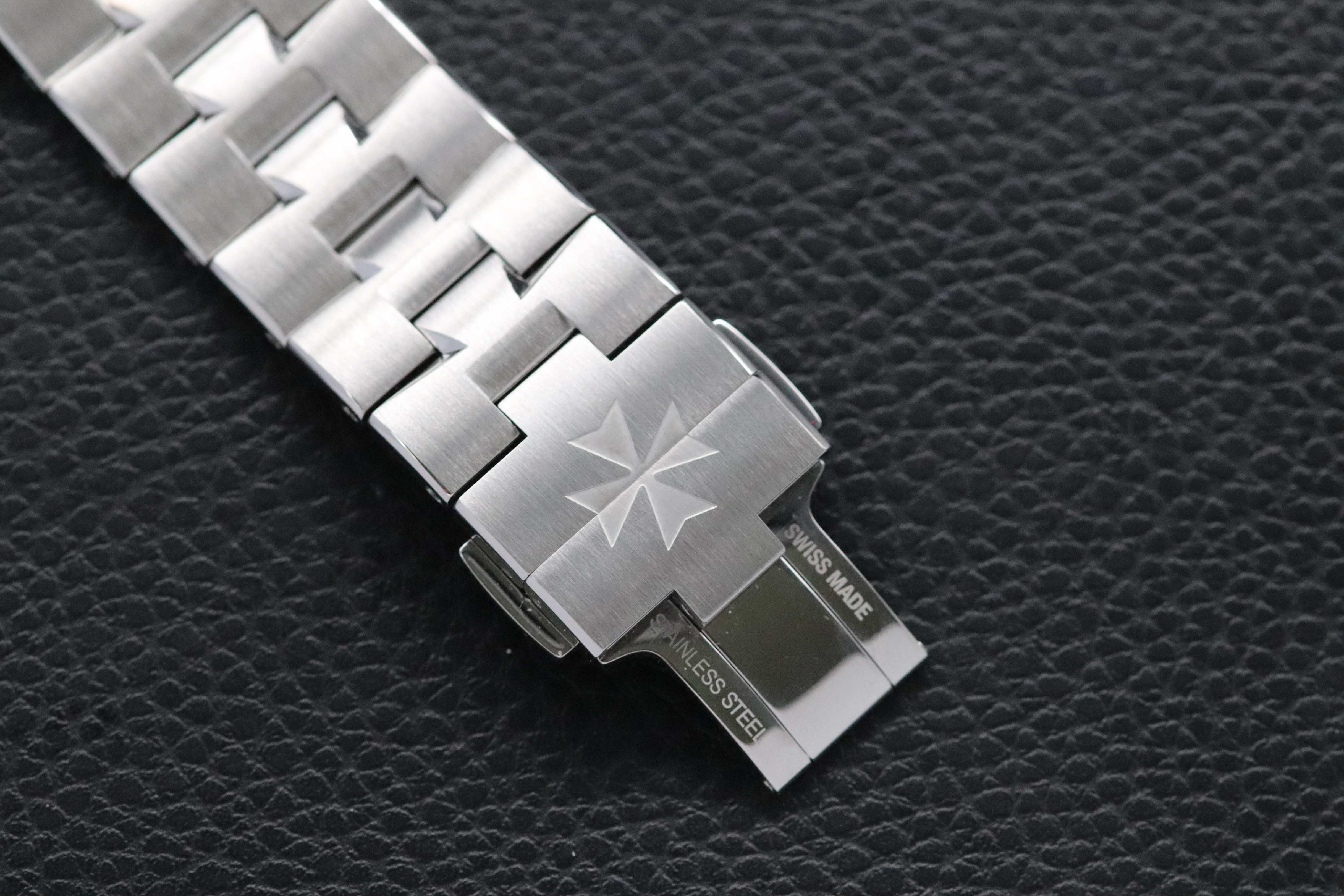Vacheron Constantin Overseas 5500V/110A-B481, FULLSET 2021, coffret + PAPERS