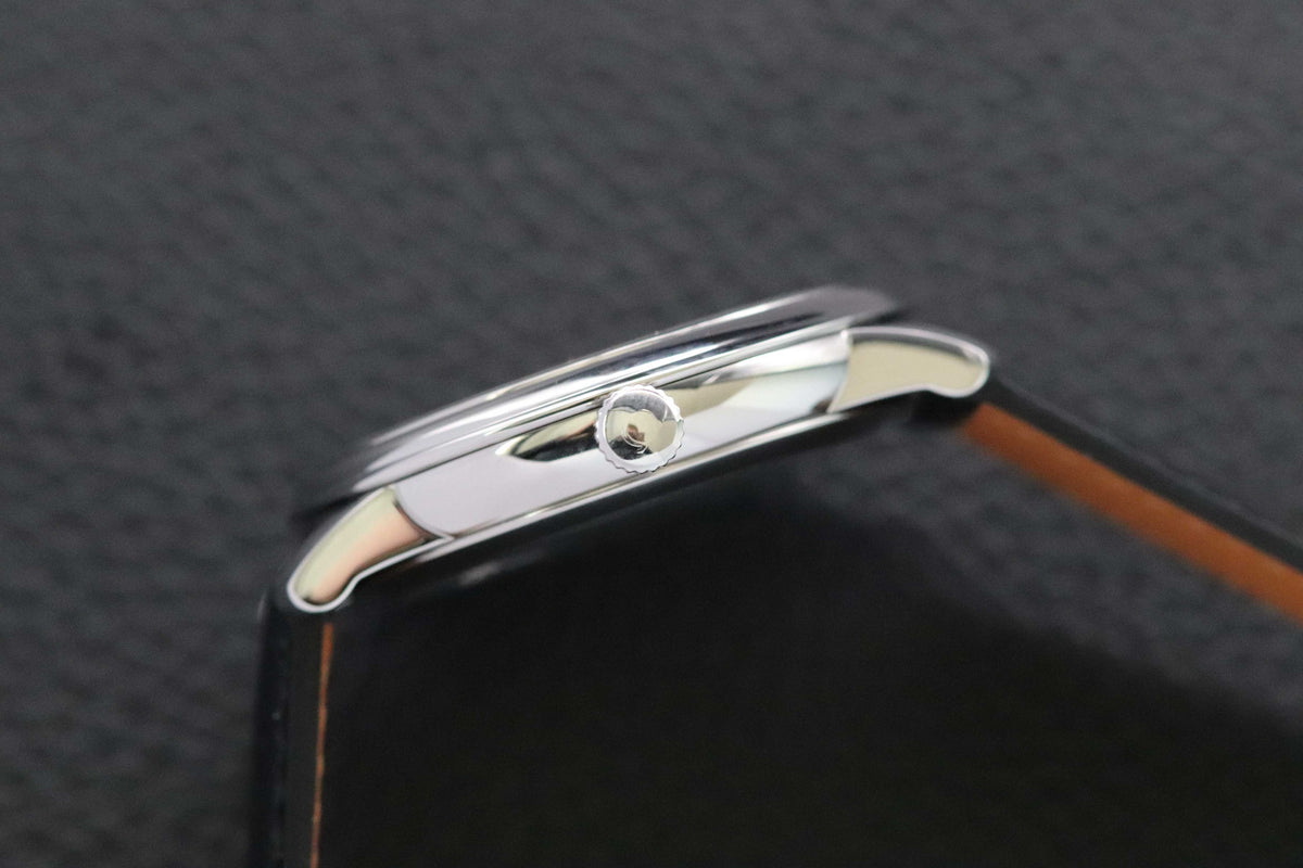 Omega De Ville Prestige 424.13.40.20.02.001 Silver Dial 2014