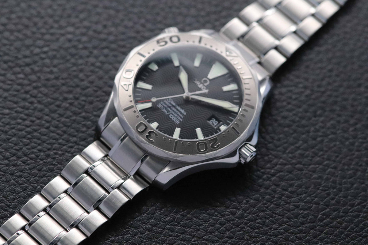Omega Seamaster Diver 300 2230.50 Black Dial 2006