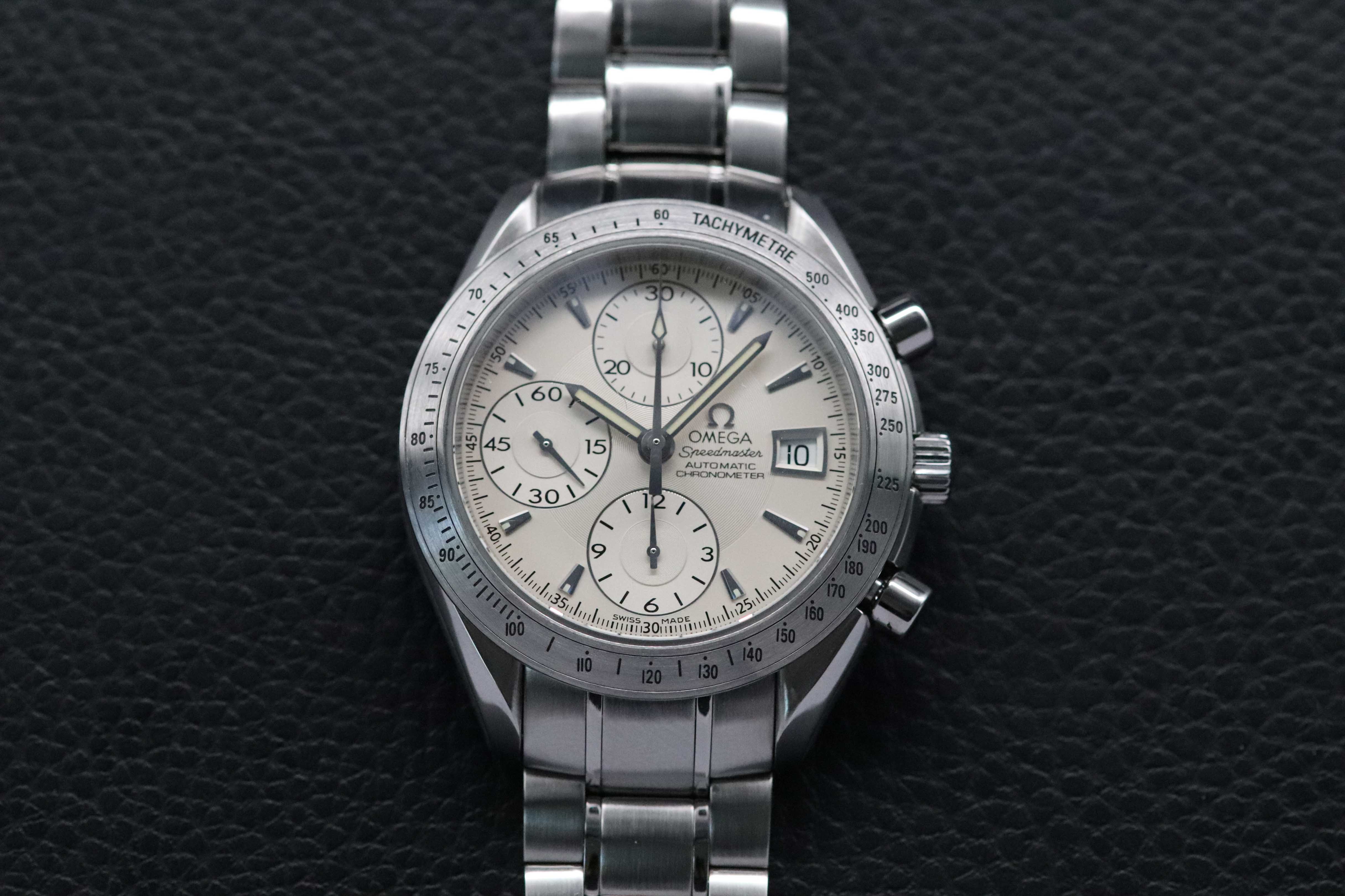Omega Speedmaster Date 3211.30 Silver Dial 2010 (with papers)
