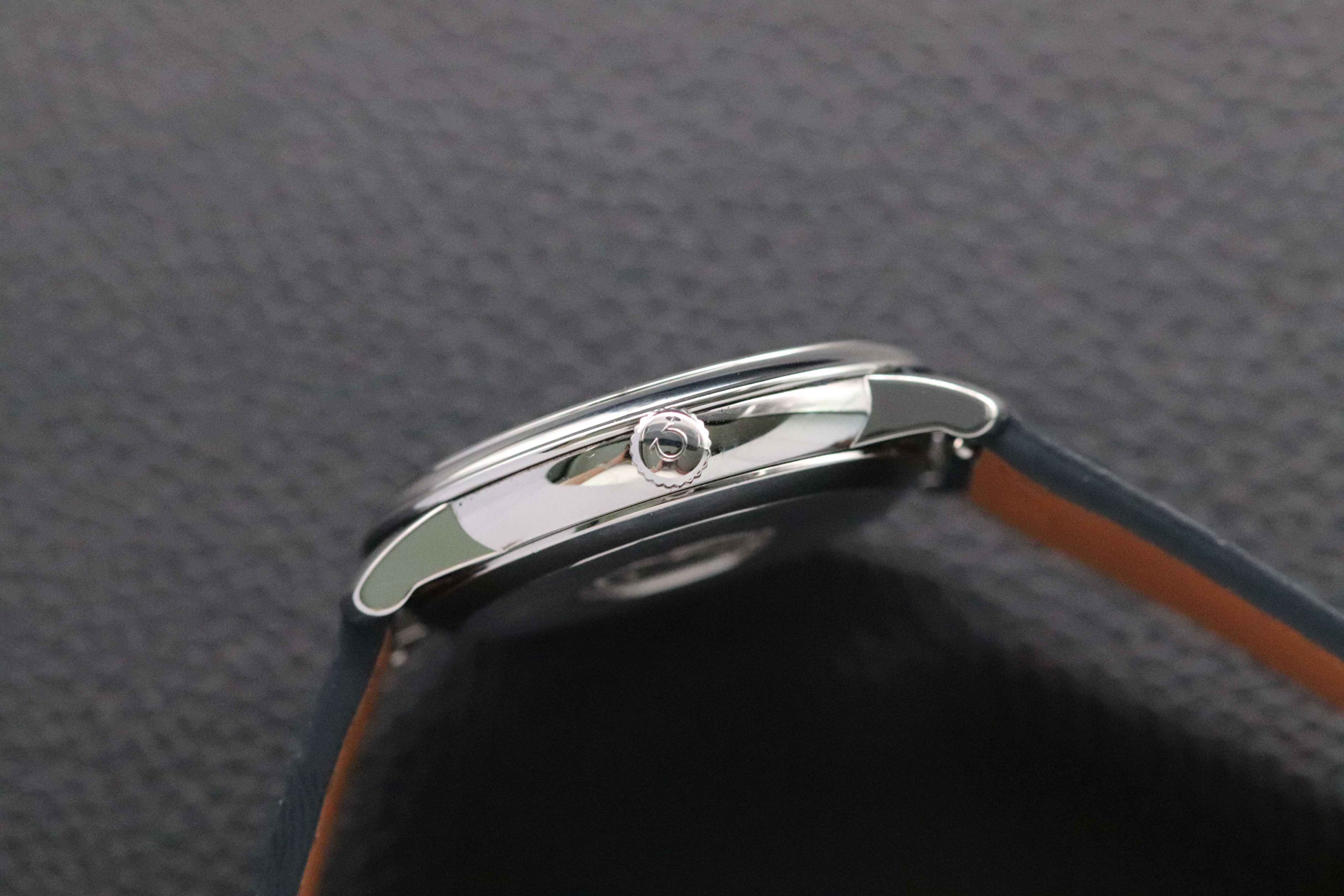 Omega De Ville Prestige 424.13.40.20.03.002 Esfera plateada 2018