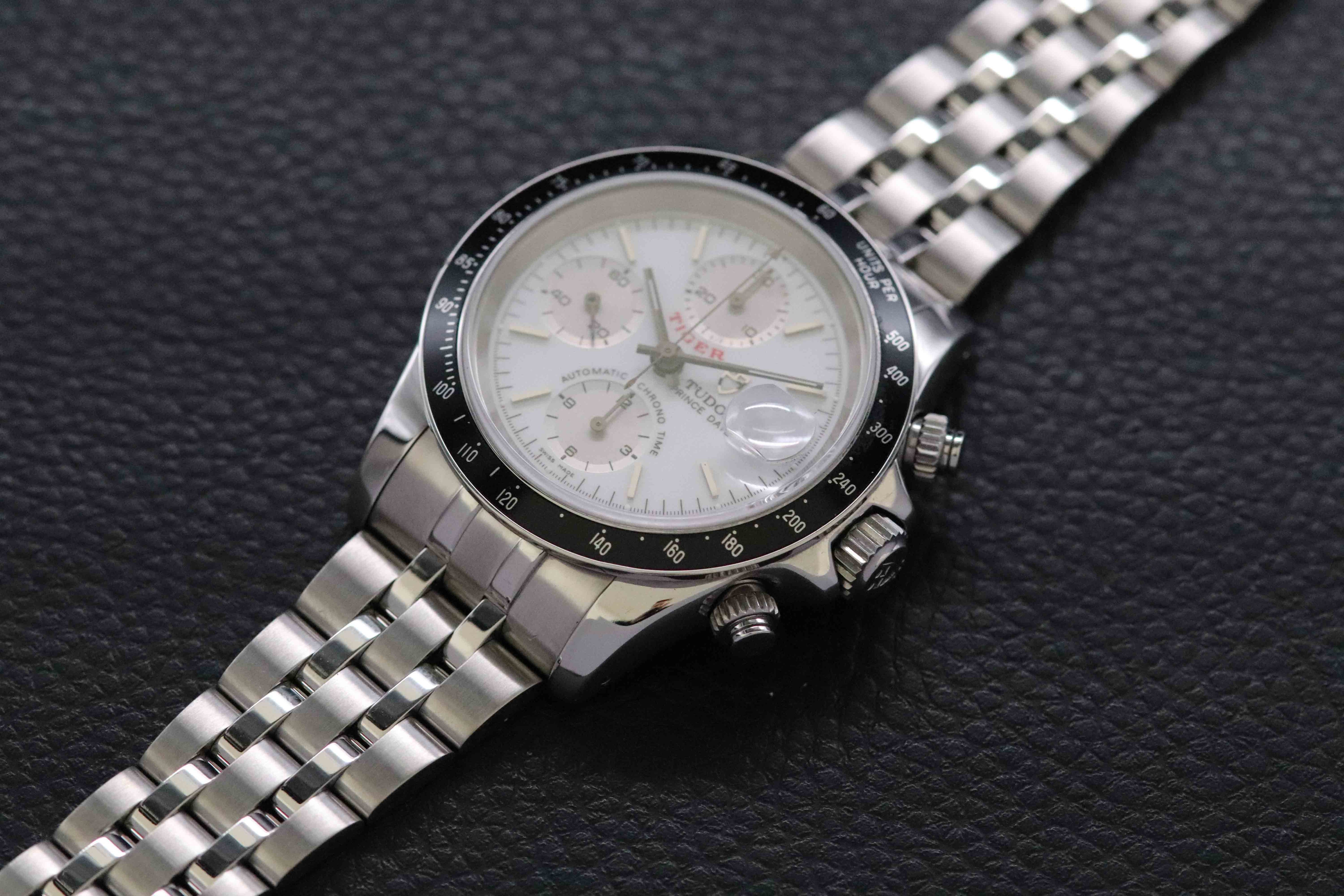 Tudor Oysterdate Small Block 79260 Porcelain Dial 2003