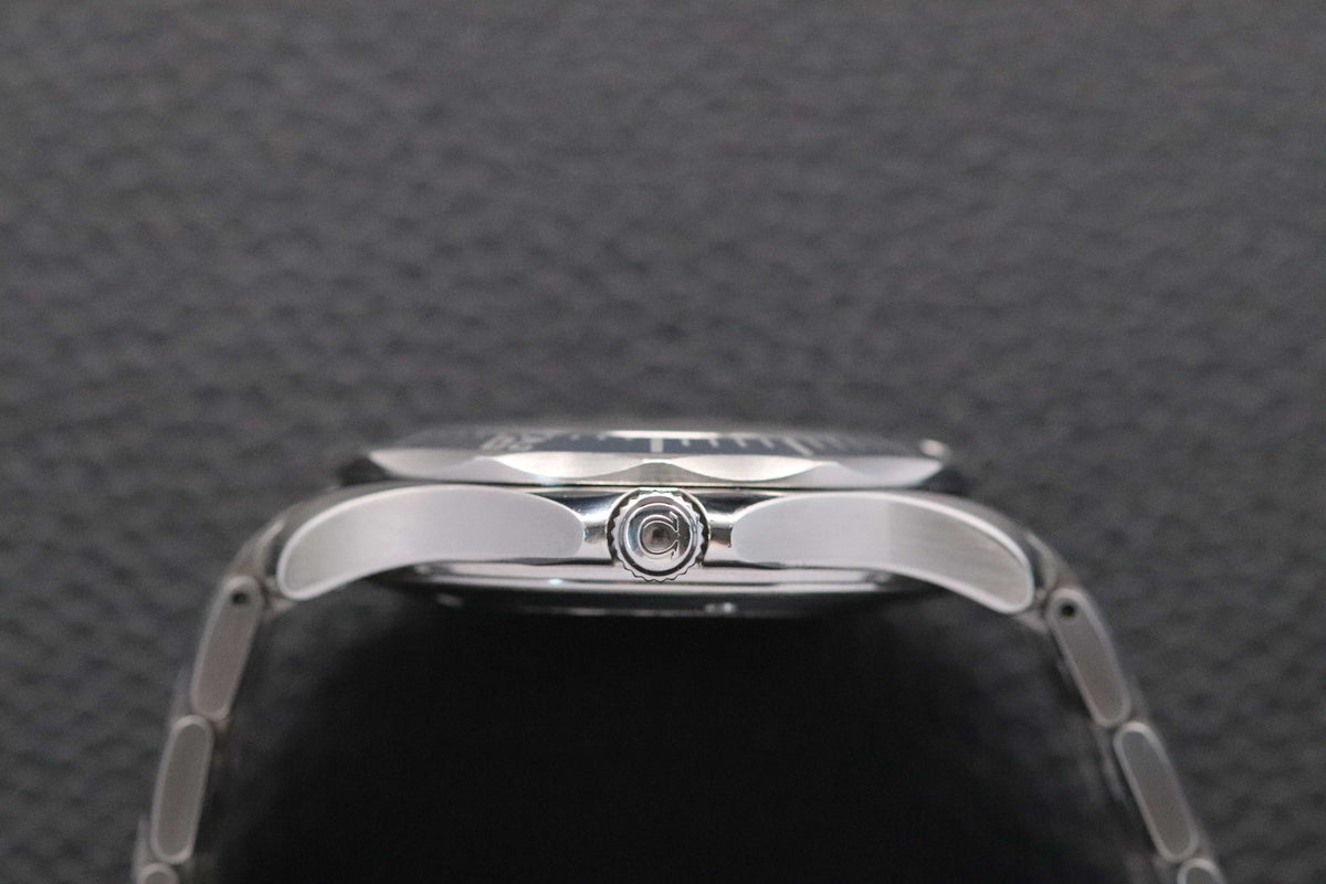 Omega Seamaster Diver 300 2531.80 Blue Dial 2006