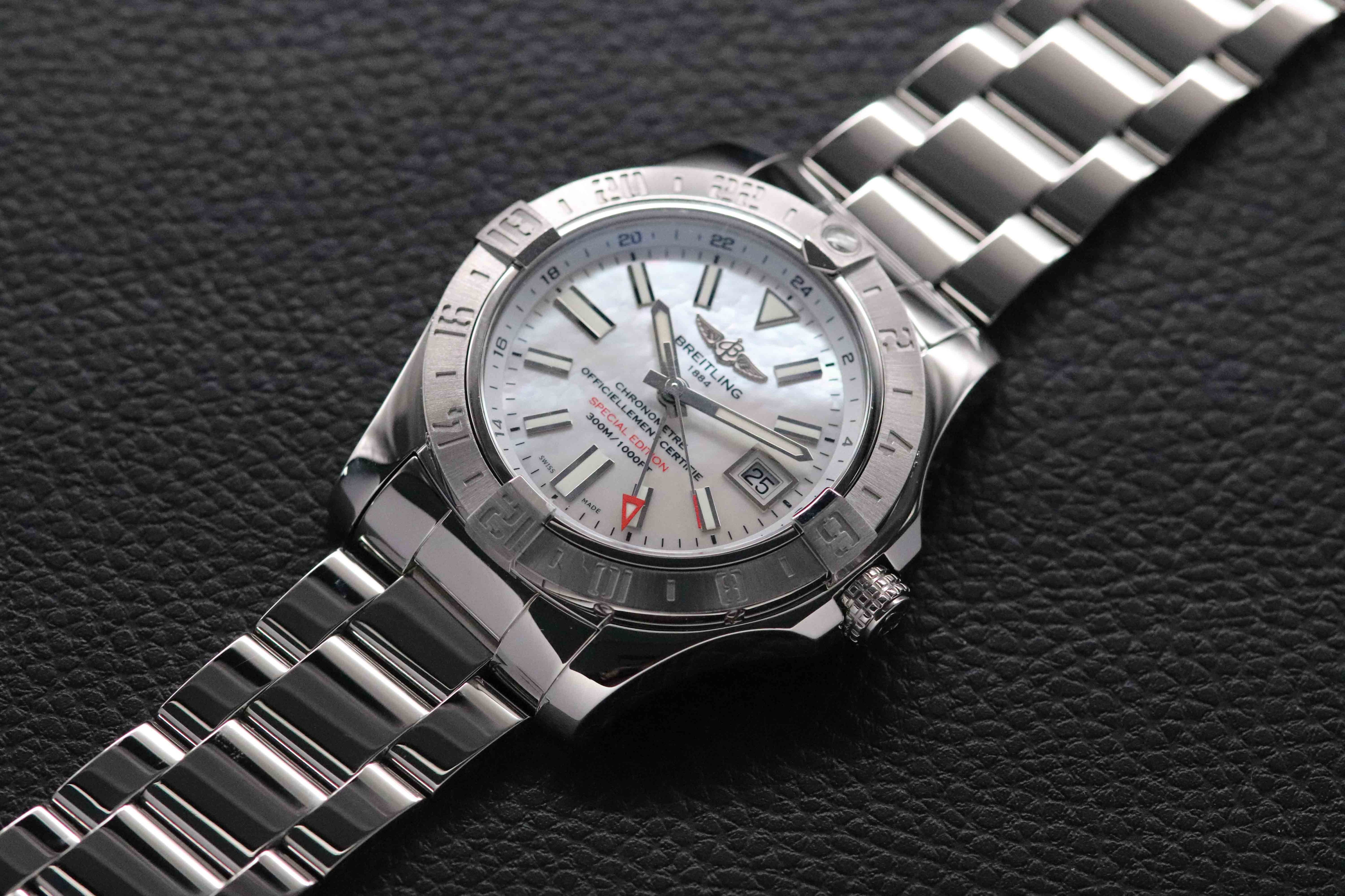 Breitling Avenger II GMT A32390 Fullset 2020 Box+Paper