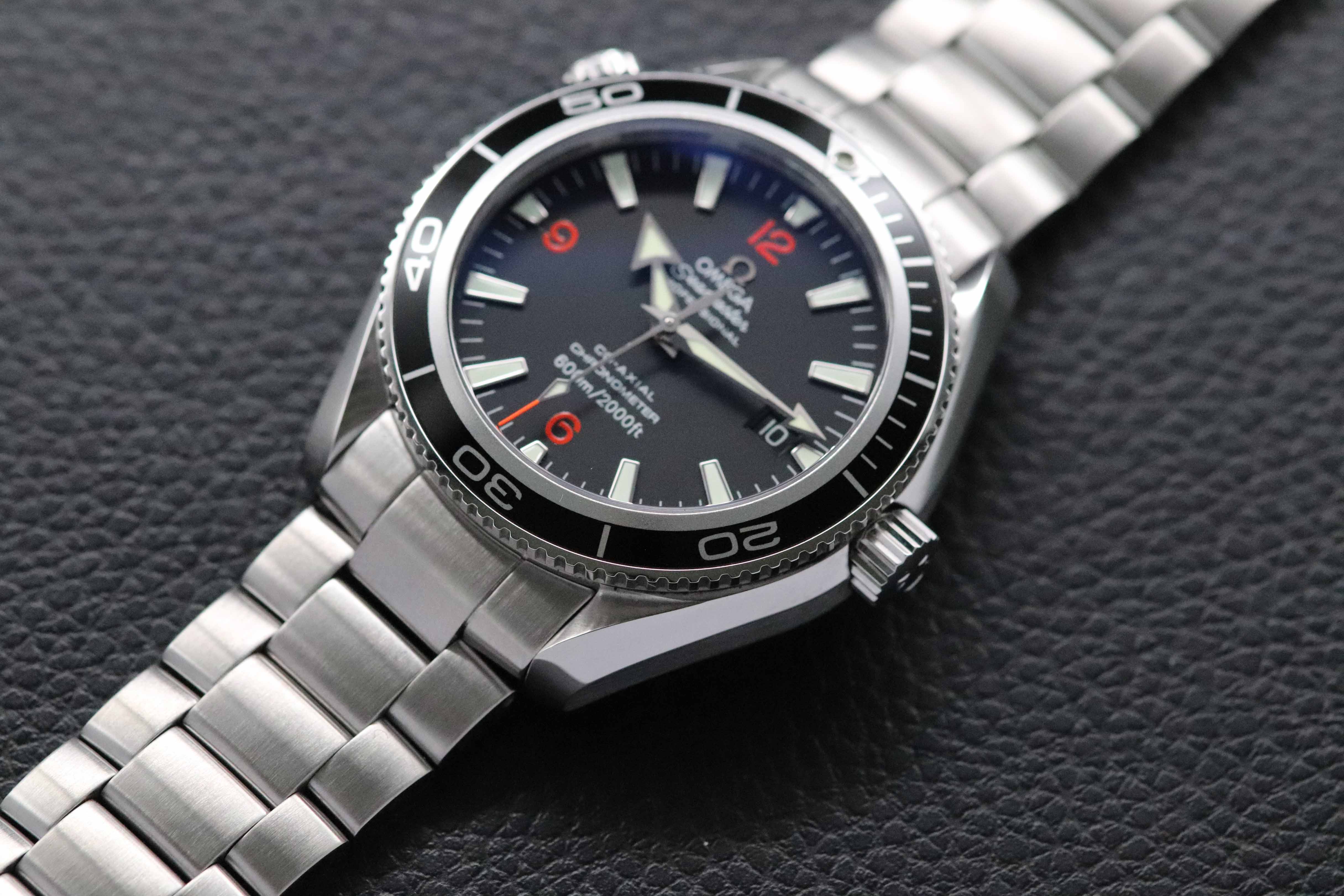 Omega Seamaster Planet Ocean 2201.51, FULLSET de 2008, caja y PAPERS