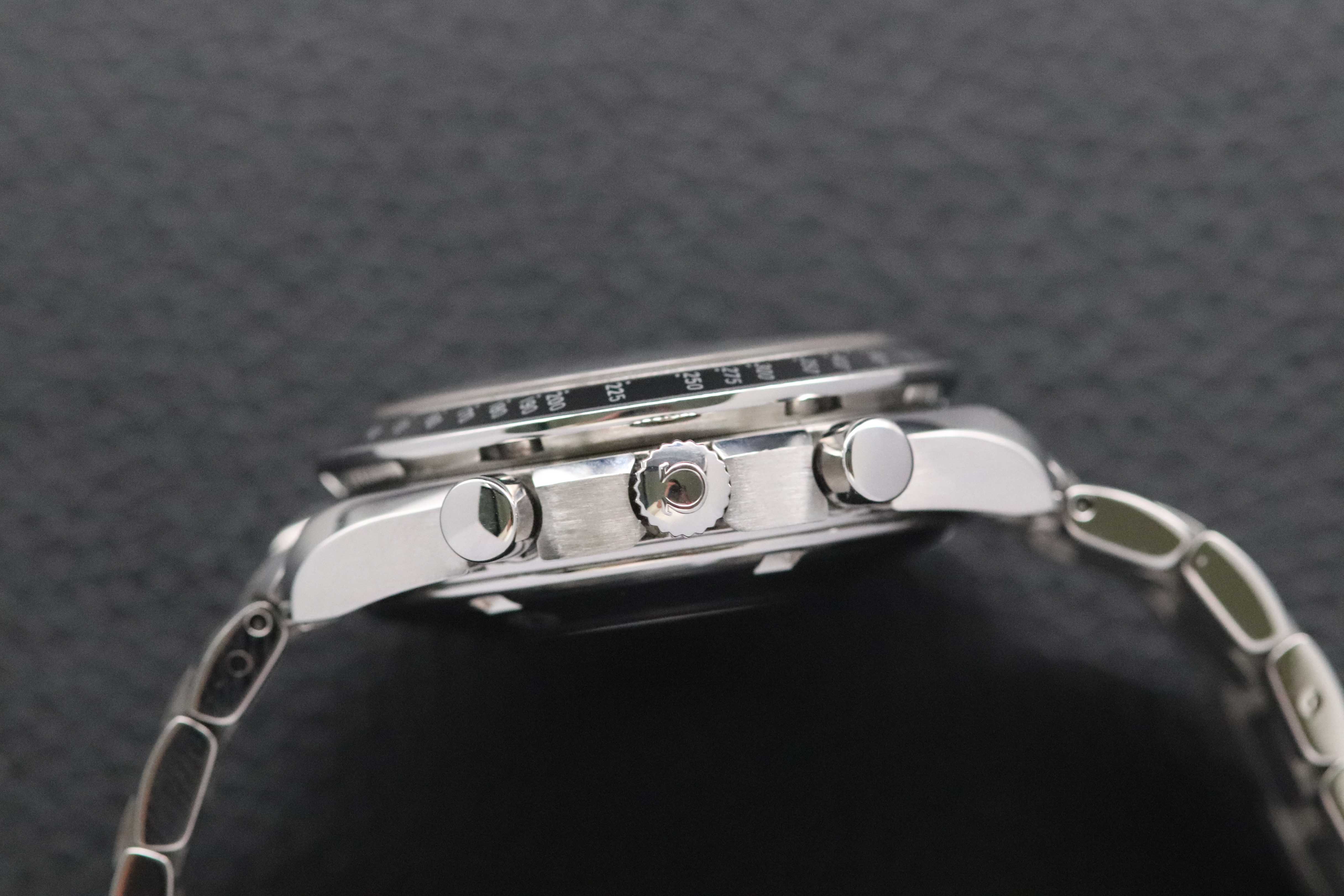 Omega Speedmaster Day Date 3220.50 Set completo 2011 Scatola+carteggiatura