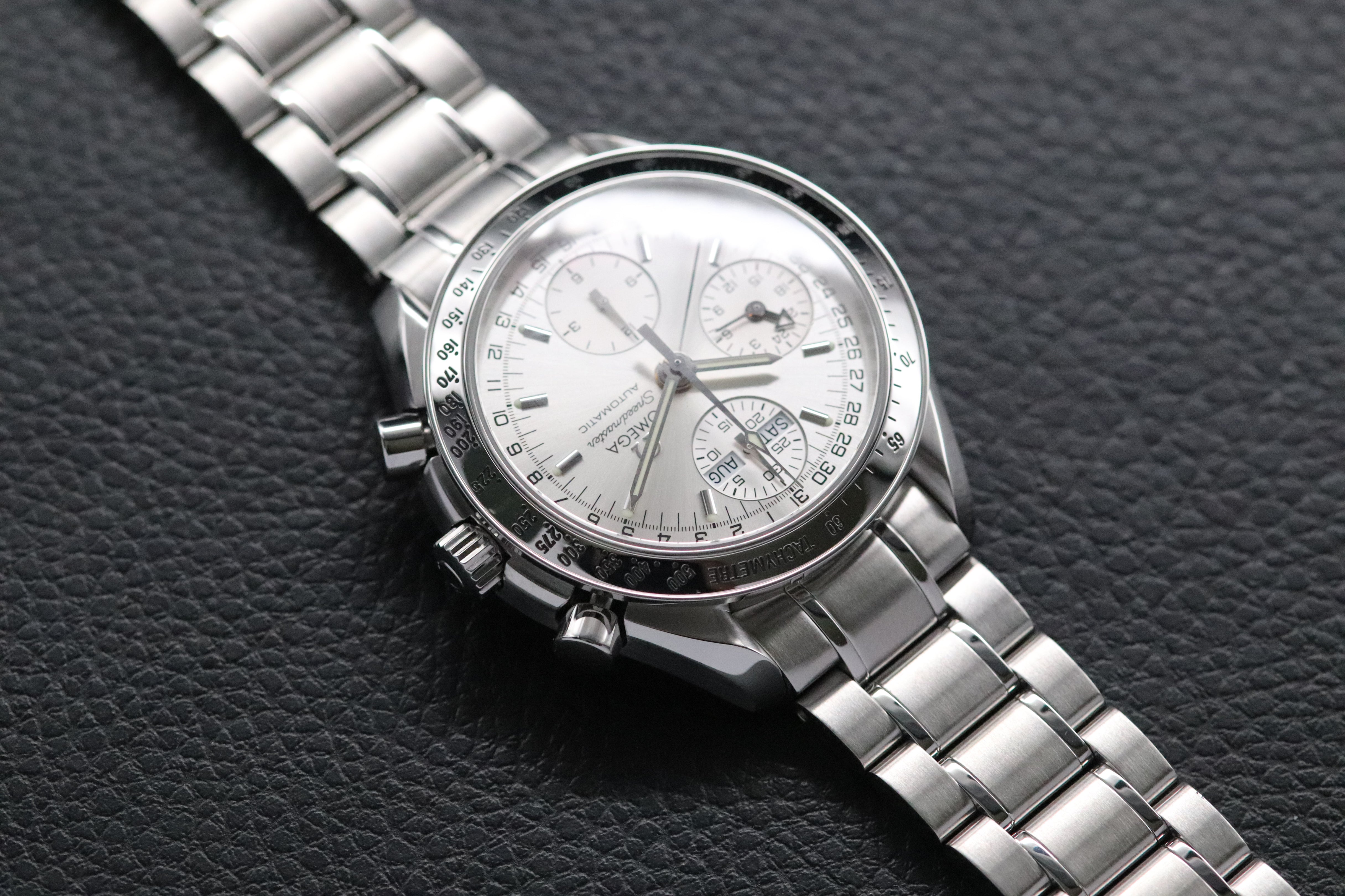 Omega Speedmaster Day Date 3523.30 Quadrante argento 2011
