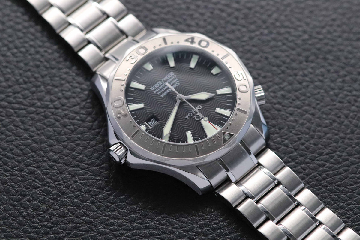 Omega Seamaster Diver 300 2230.50 Black Dial 2006
