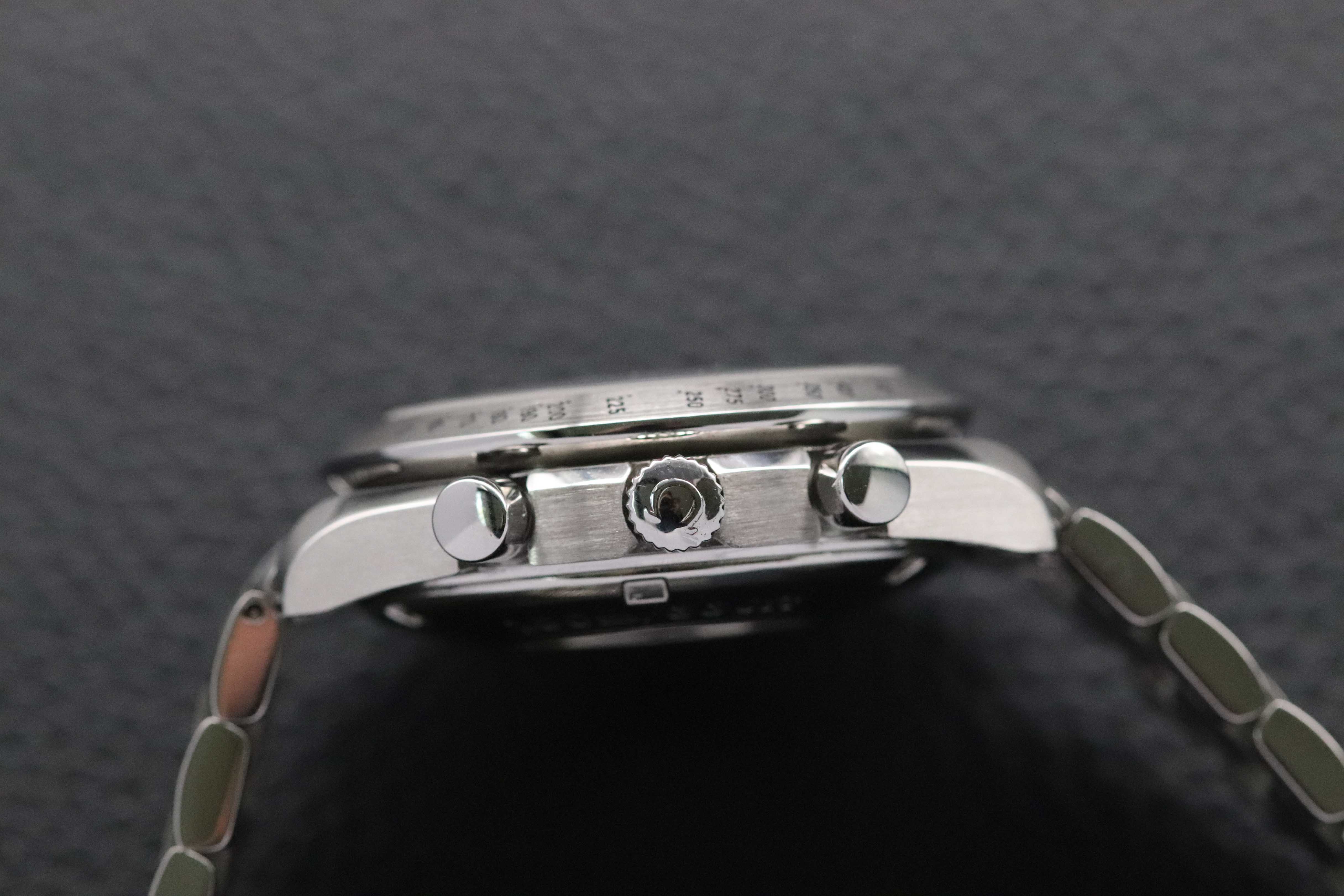 Omega Speedmaster Date 3211.30 Silver Dial 2010 (with papers)