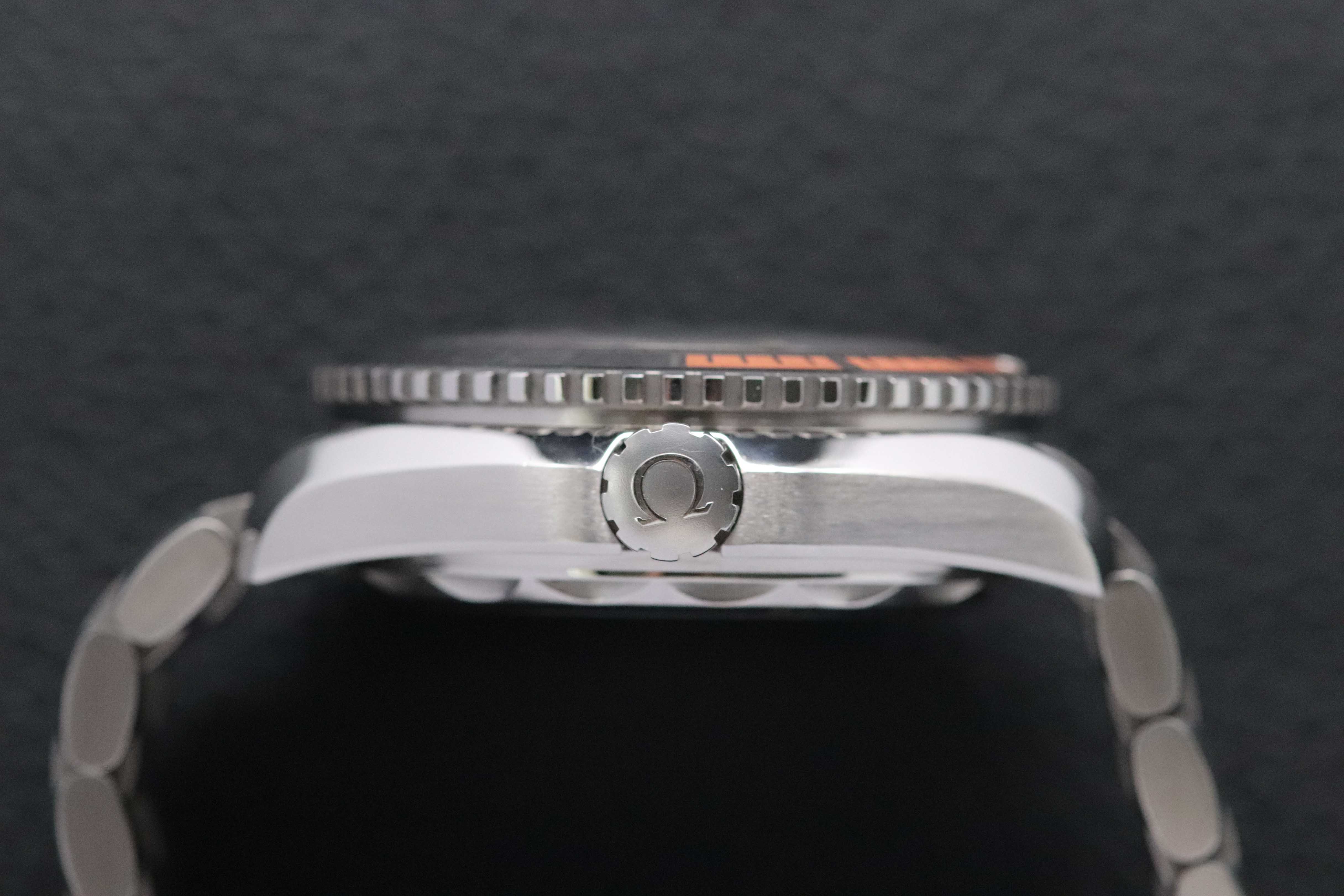 Omega Seamaster Planet Ocean 600M 215.30.44.21.01.002 Fullset 2019 Box+Papers