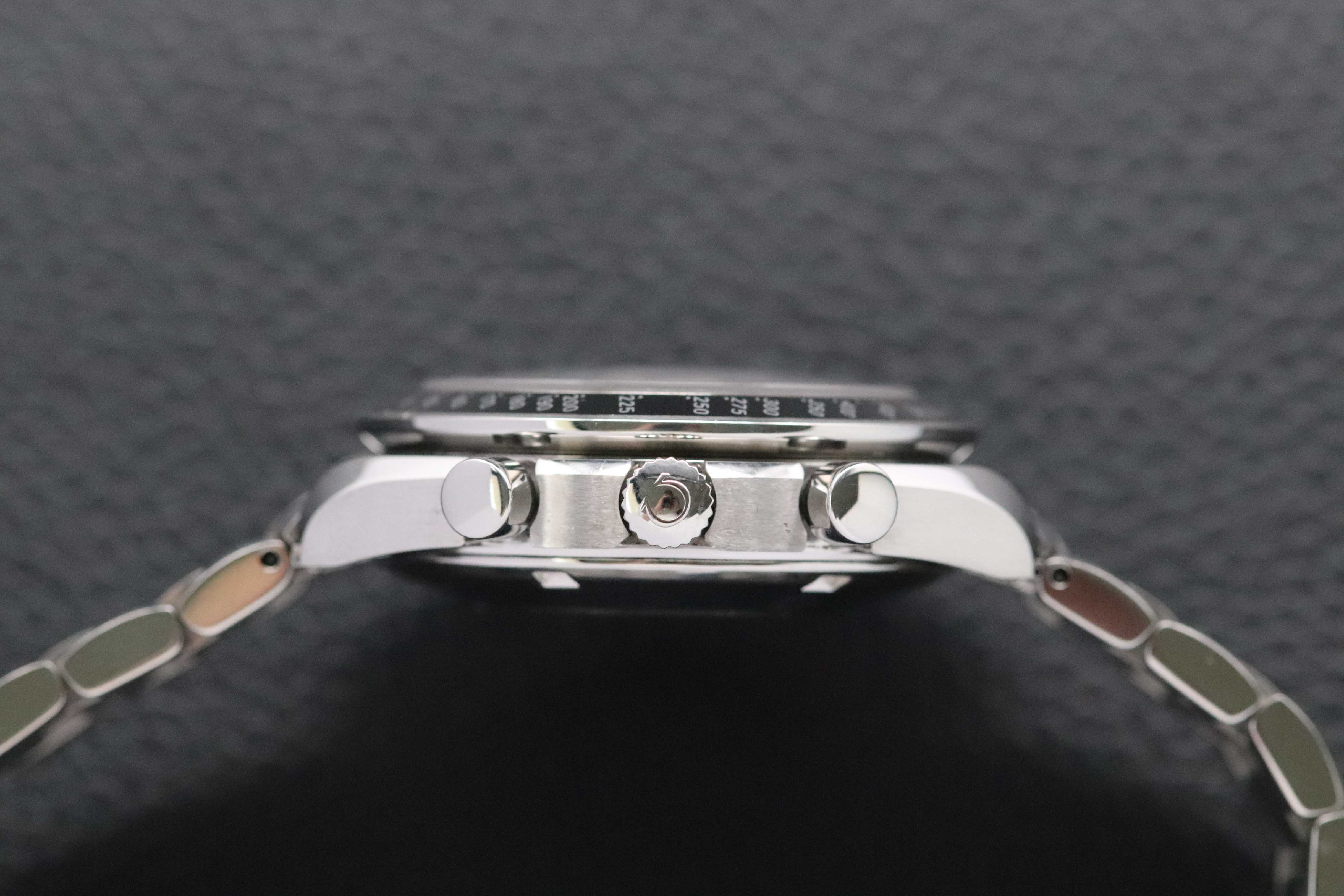 Omega Speedmaster Date 3210.50 Fullset 2011 Box+Papers