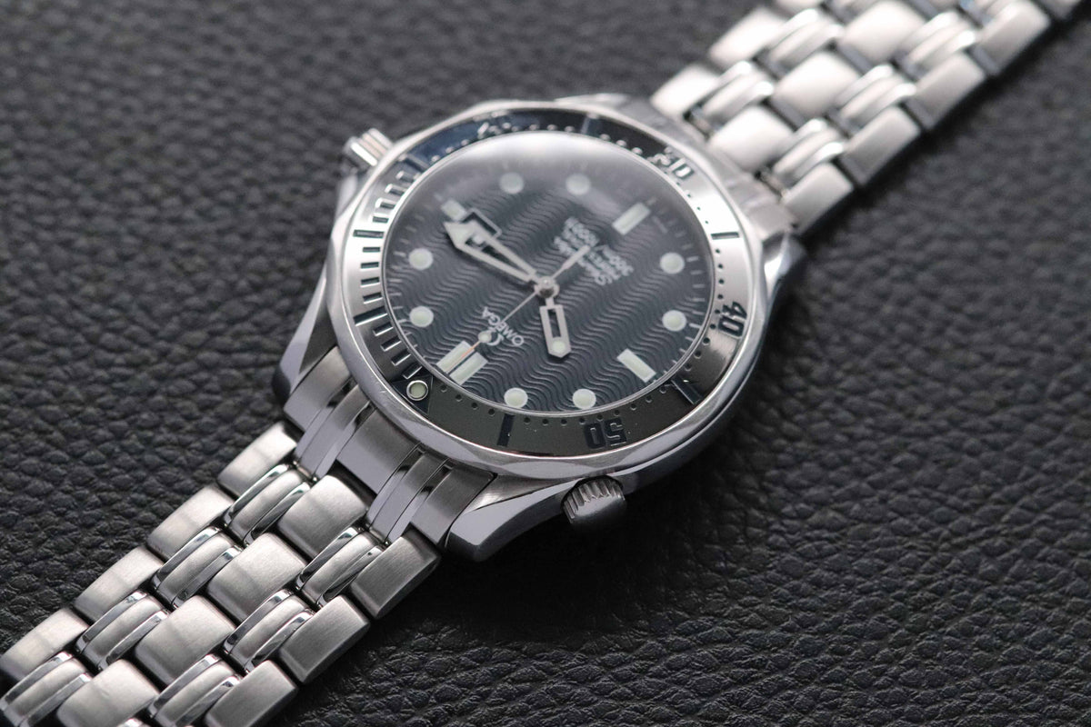 Omega Seamaster 300 2542.80 Blue Dial 1998