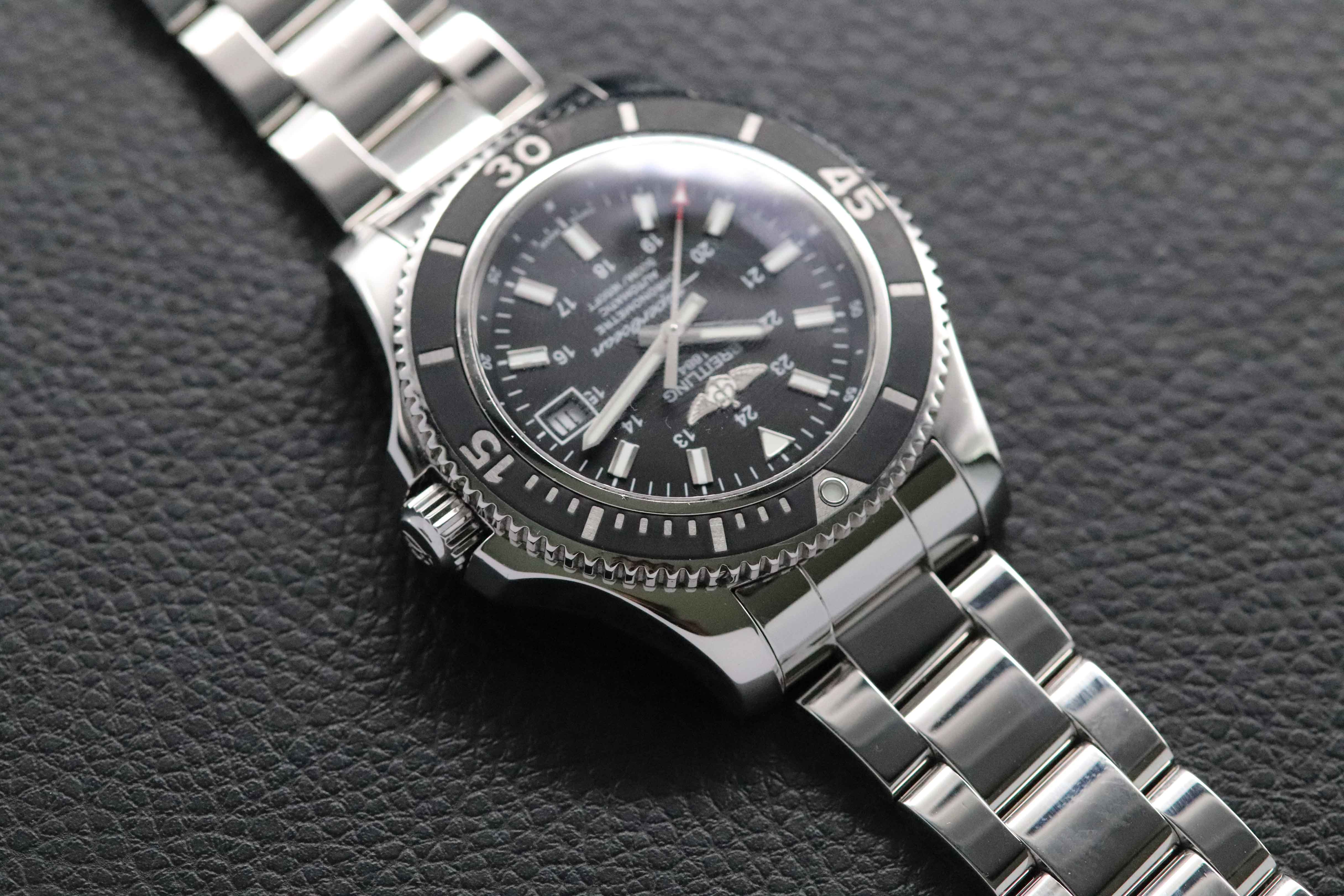 Breitling Superocean II 42 A17365 Complete Set 2019 Box + Papers