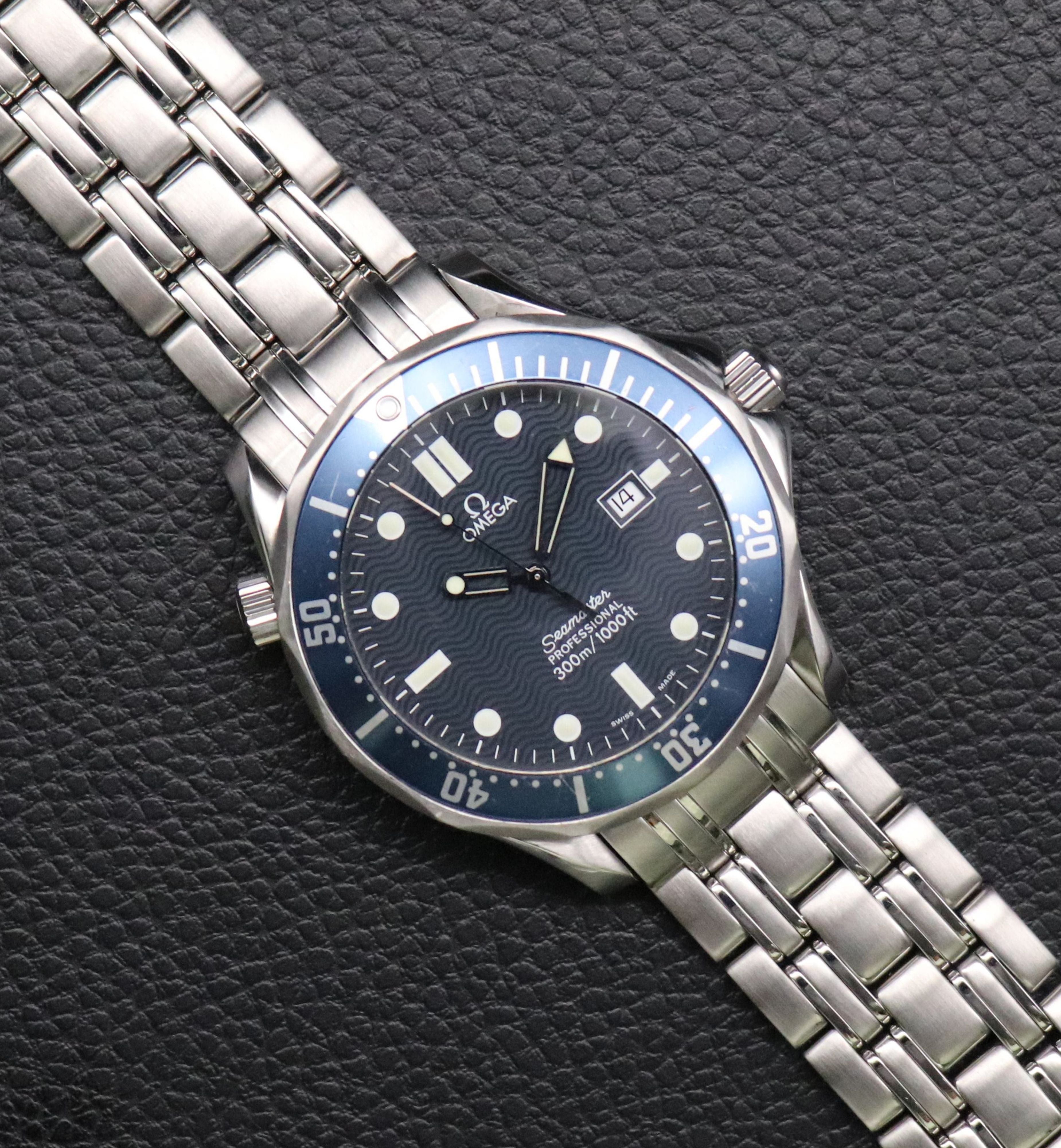 Omega Seamaster James Bond 2541.80 Blue 1998