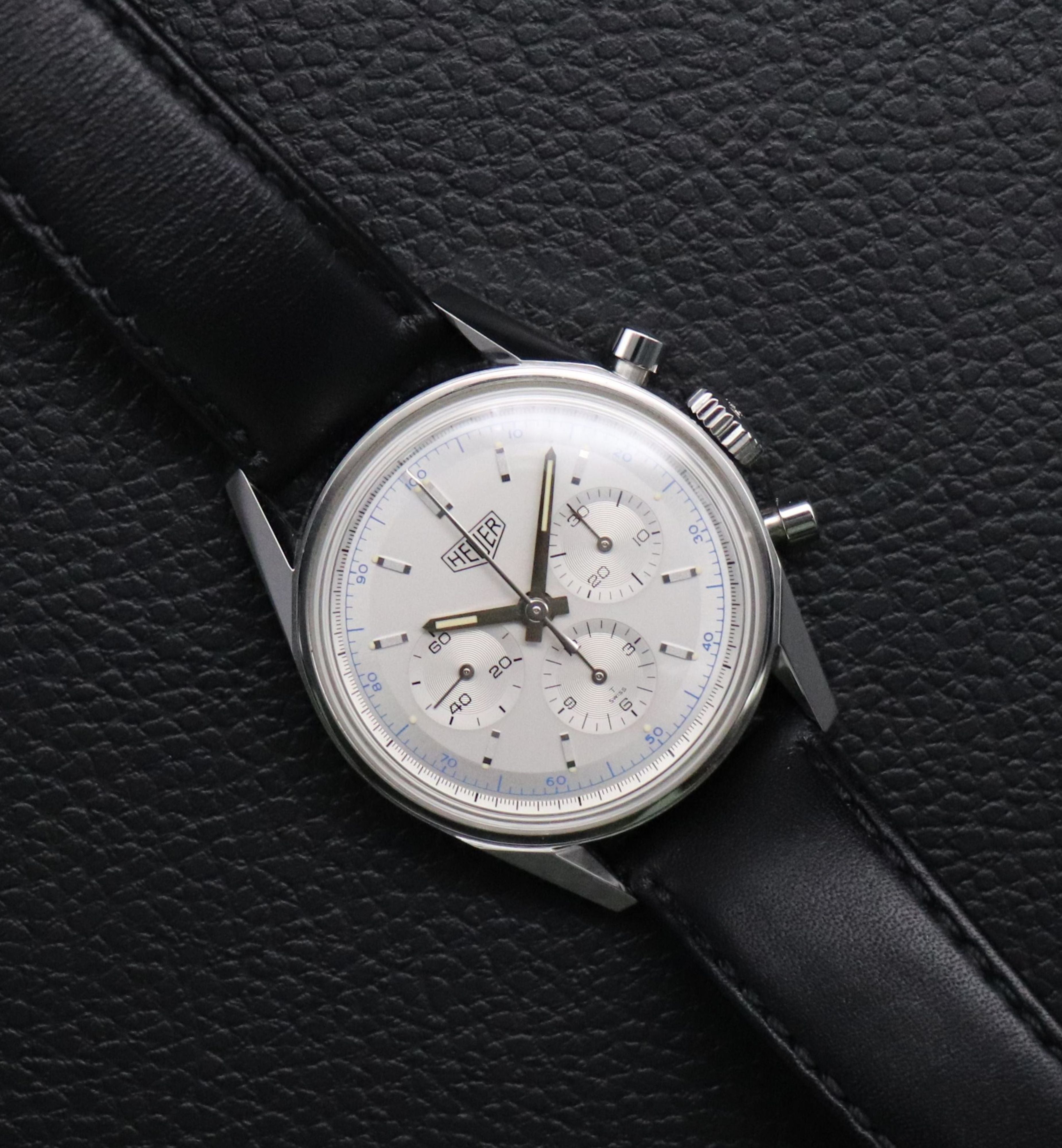 Tag Heuer CS3110 Carrera 1964 Re-Edition White Dial 2001