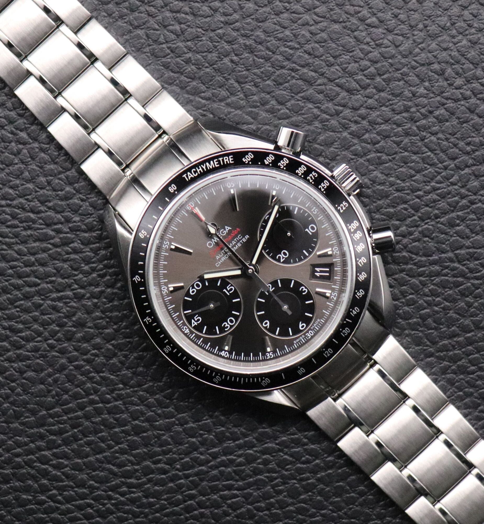 Omega Speedmaster 323.30.40.40.06.001 Fullset 2015 Box+Paper