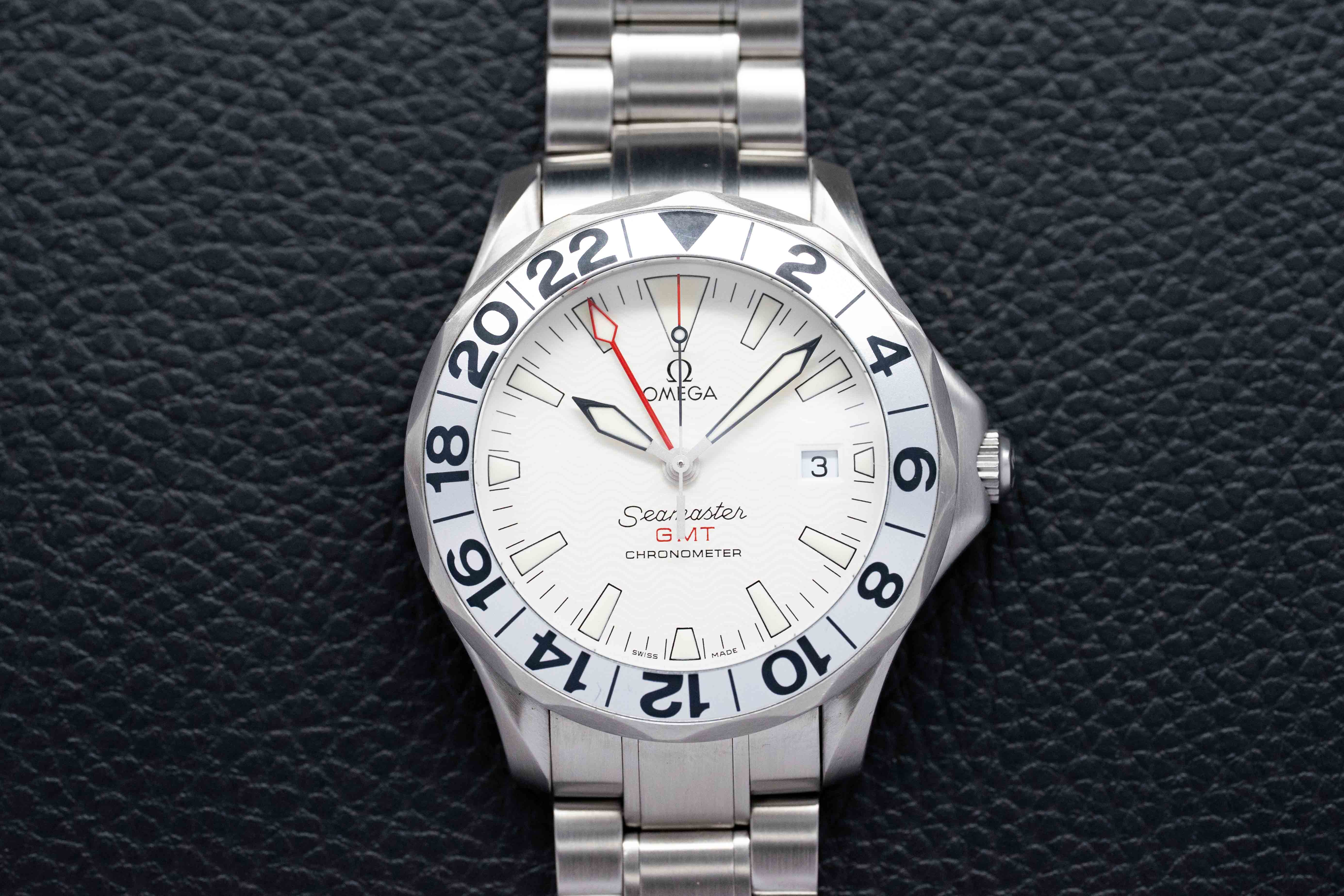 Omega Seamaster GMT 2538.20 White Dial 2006 Albino