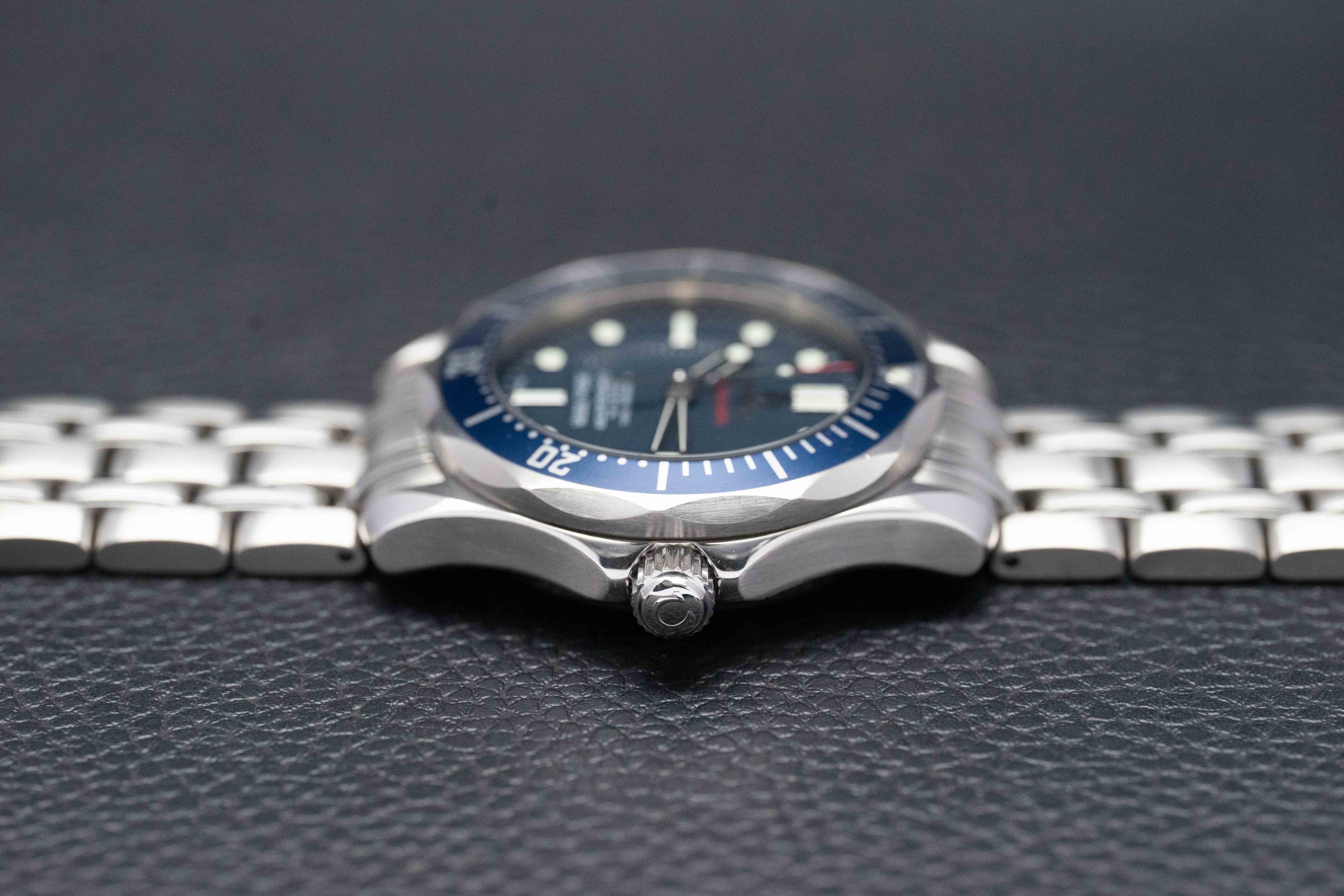 Omega Seamaster Diver 2222.80 Papers 2017