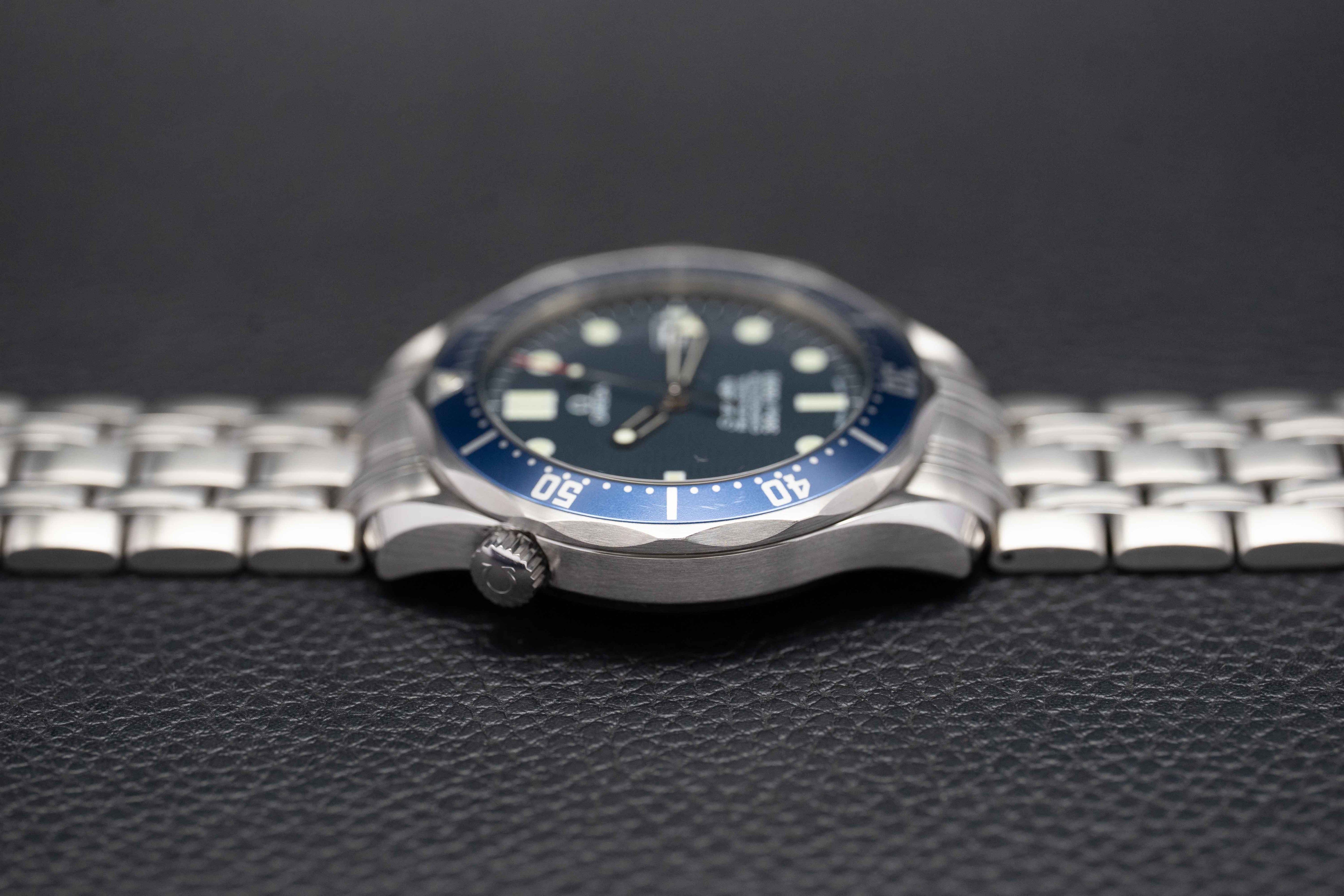 Omega Seamaster 2531.80 James Bond 2007 Papers