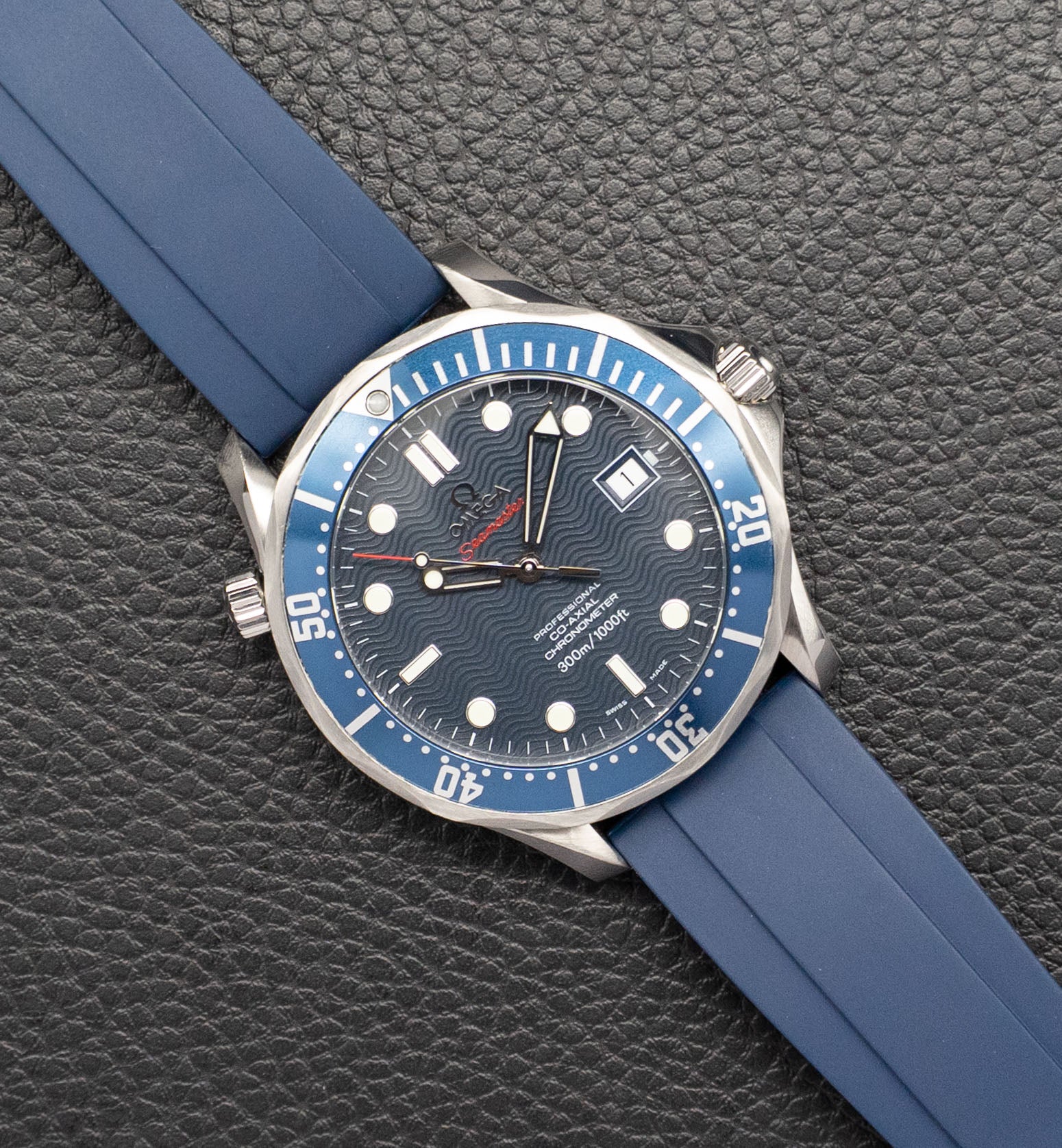 Blue rubber strap