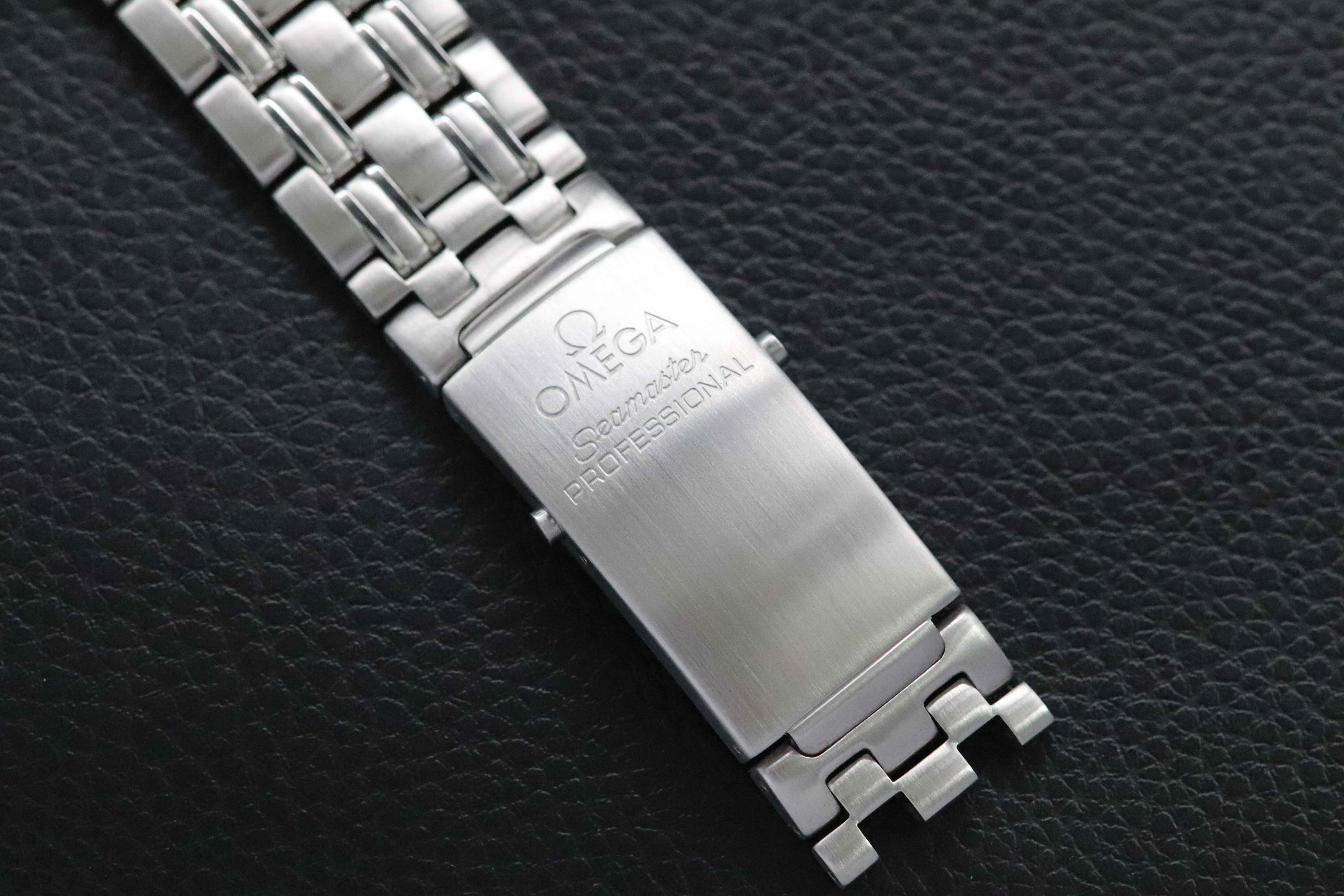 Omega Seamaster James Bond 2541.80 Blue 1998