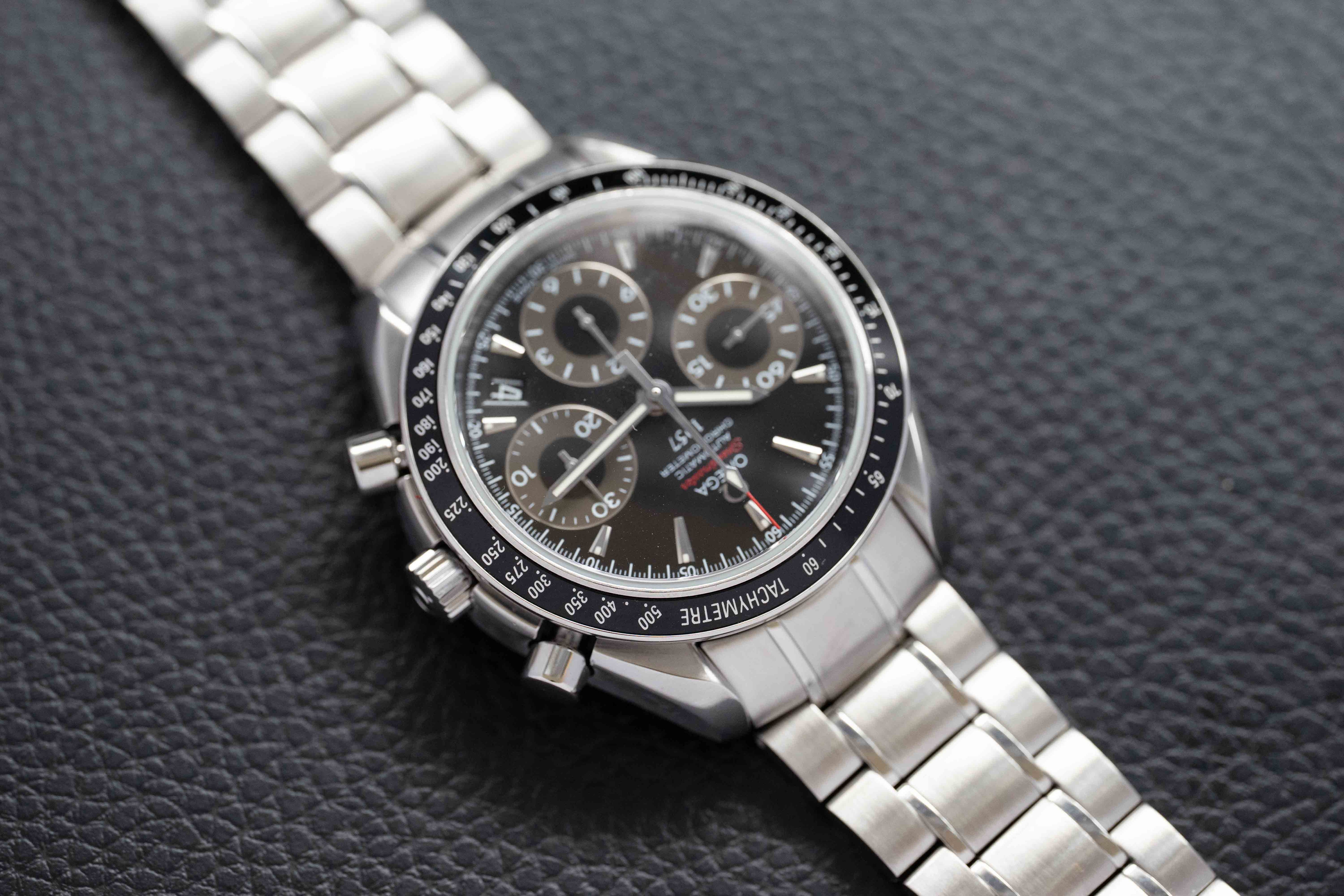 Omega Speedmaster 323.30.40.40.01.001 Fullset 2009 Box+Papers