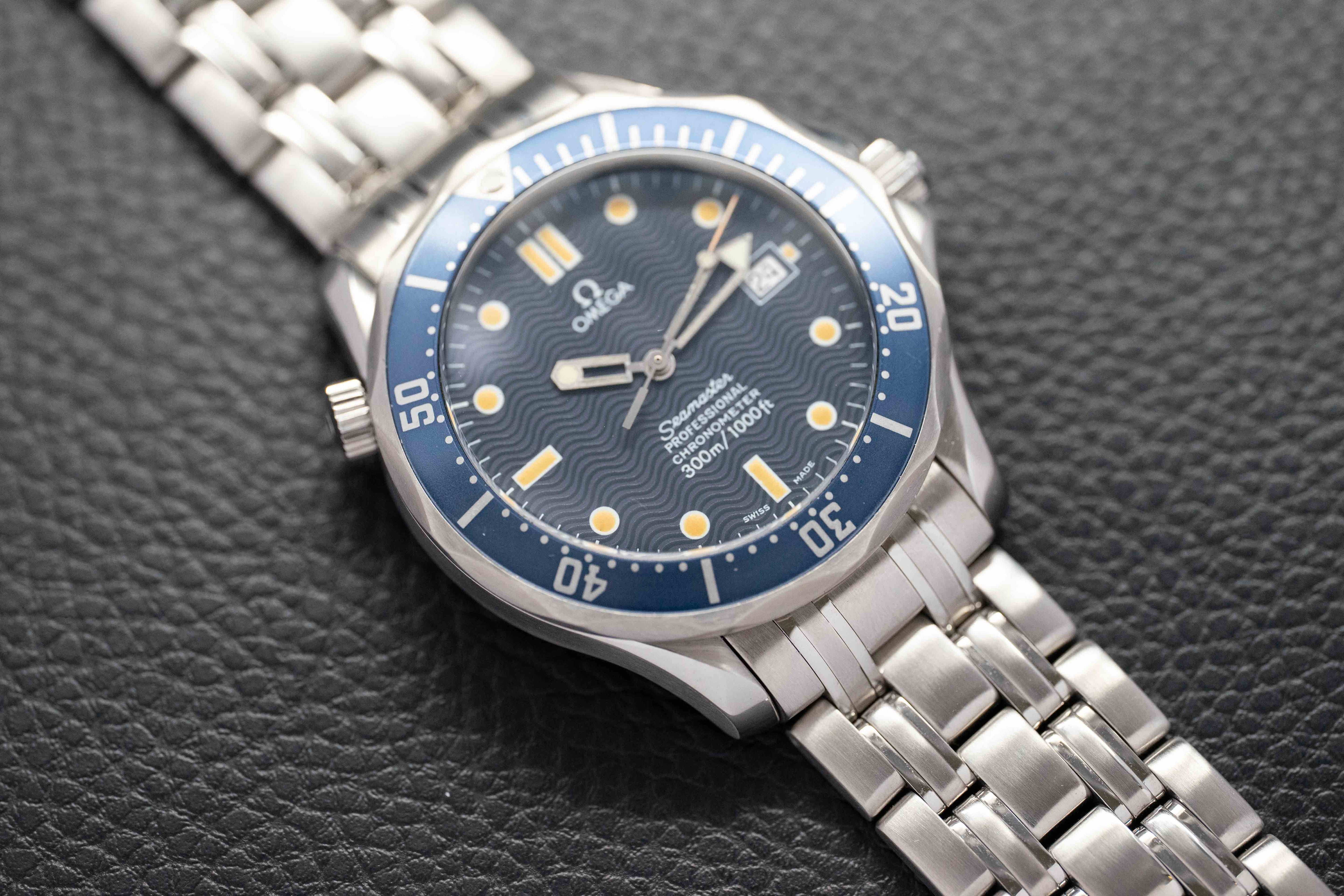 Omega Seamaster James Bond 2531.80 Blue 1999