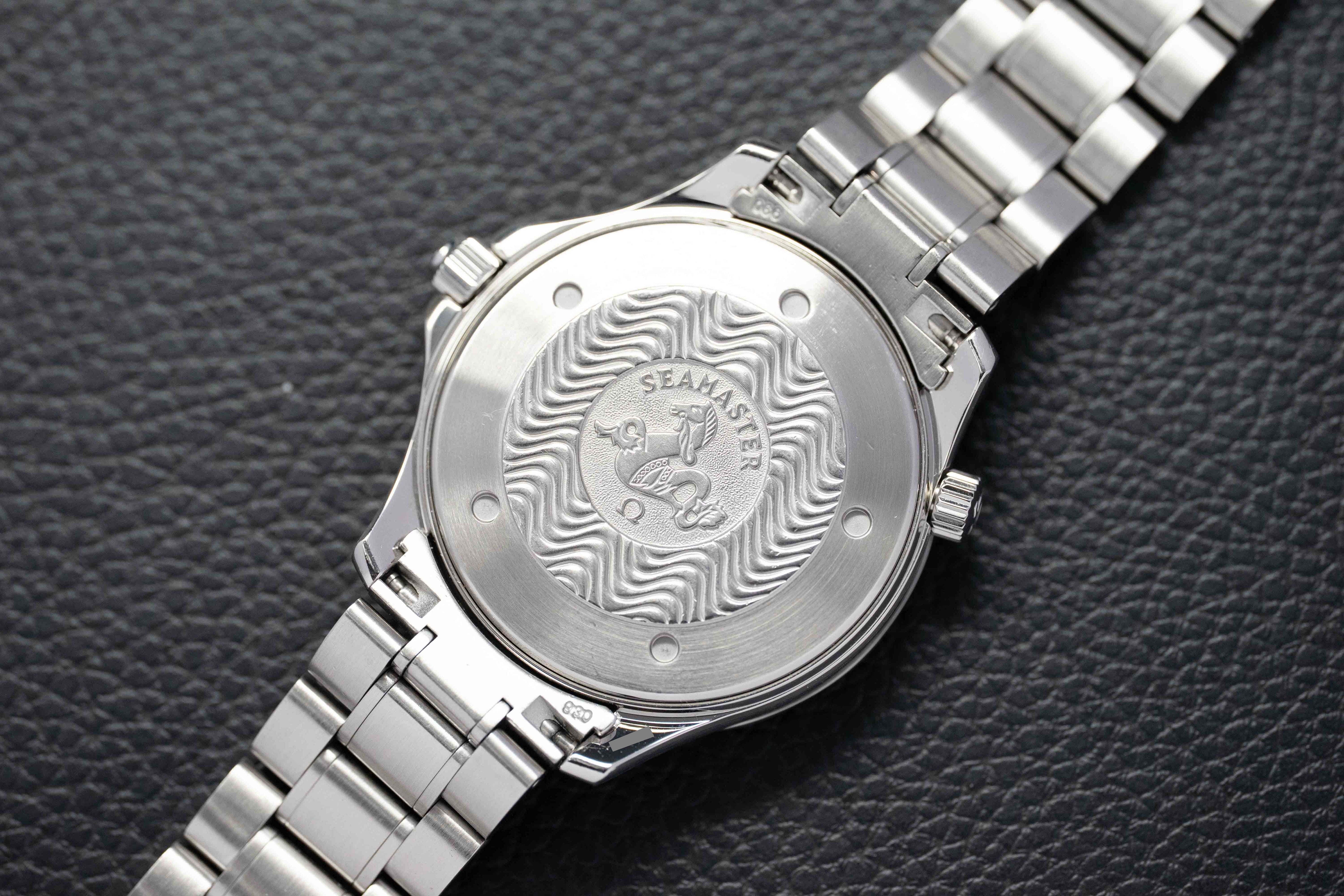 Omega Seamaster 300 2254.50 Black Dial 2004 Papers