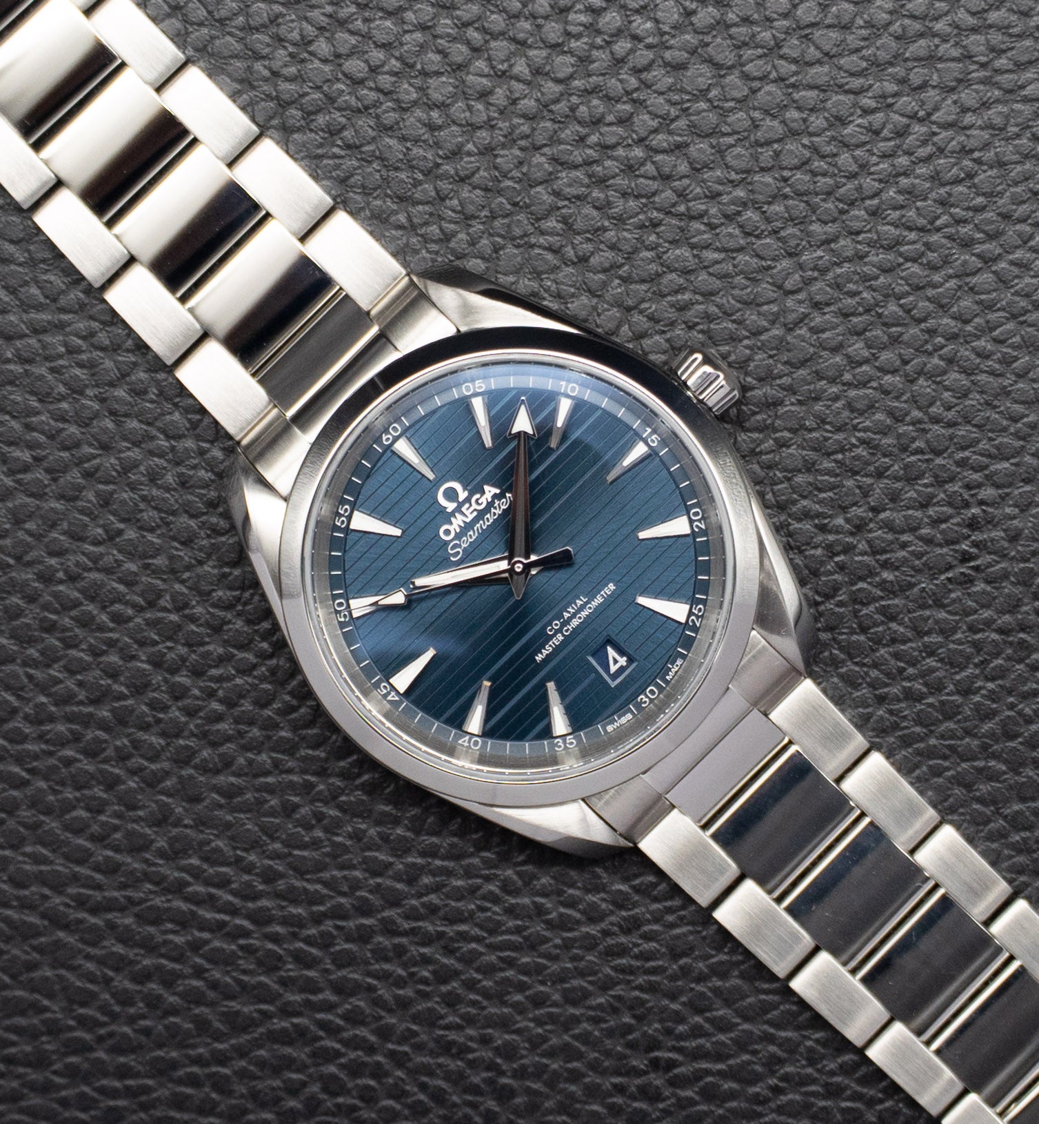 Omega Seamaster Aqua Terra 220.10.38.20.03.001 Fullset 2025 Box+Papers