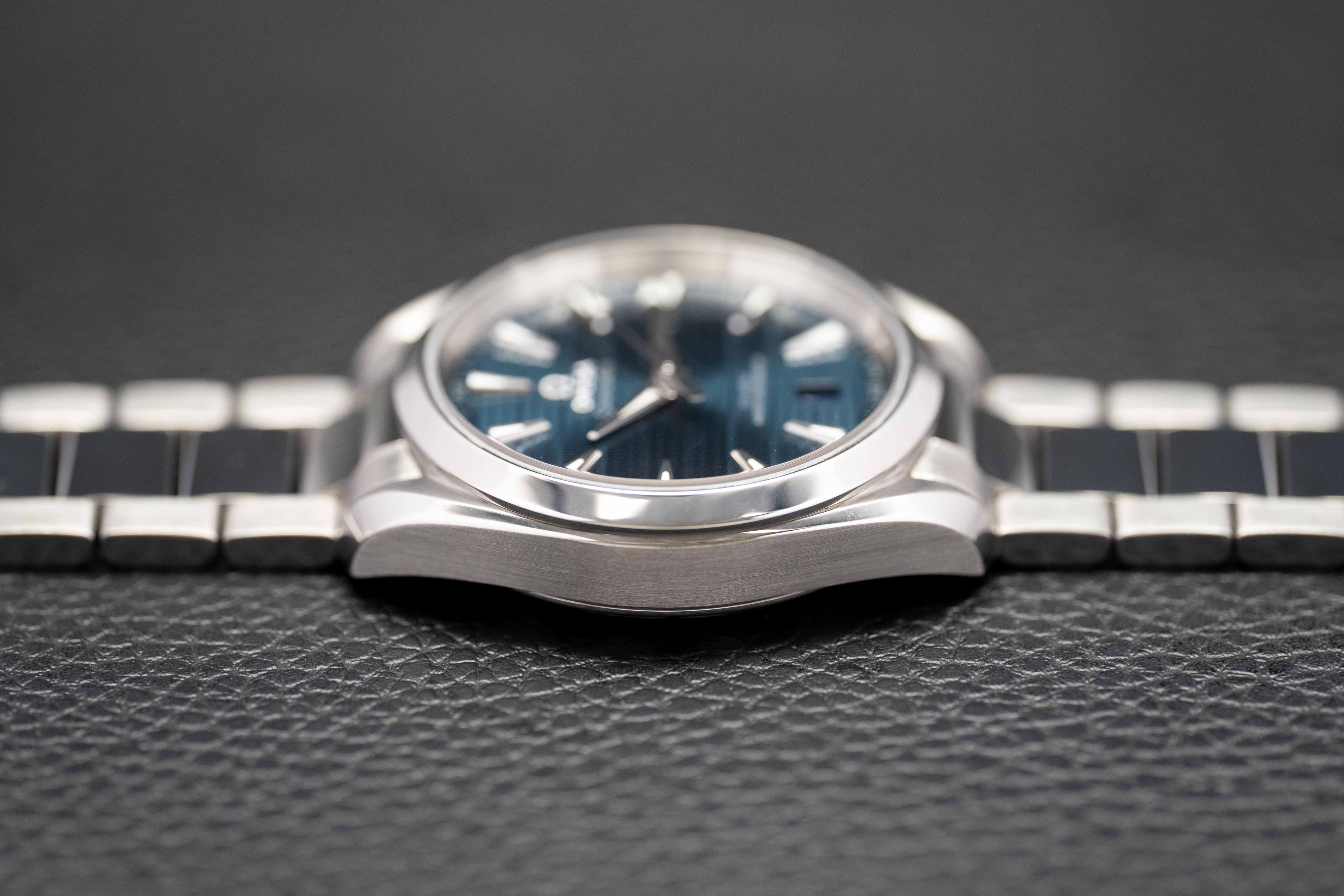 Omega Seamaster Aqua Terra 220.10.38.20.03.001 Fullset 2025 Box+Papers