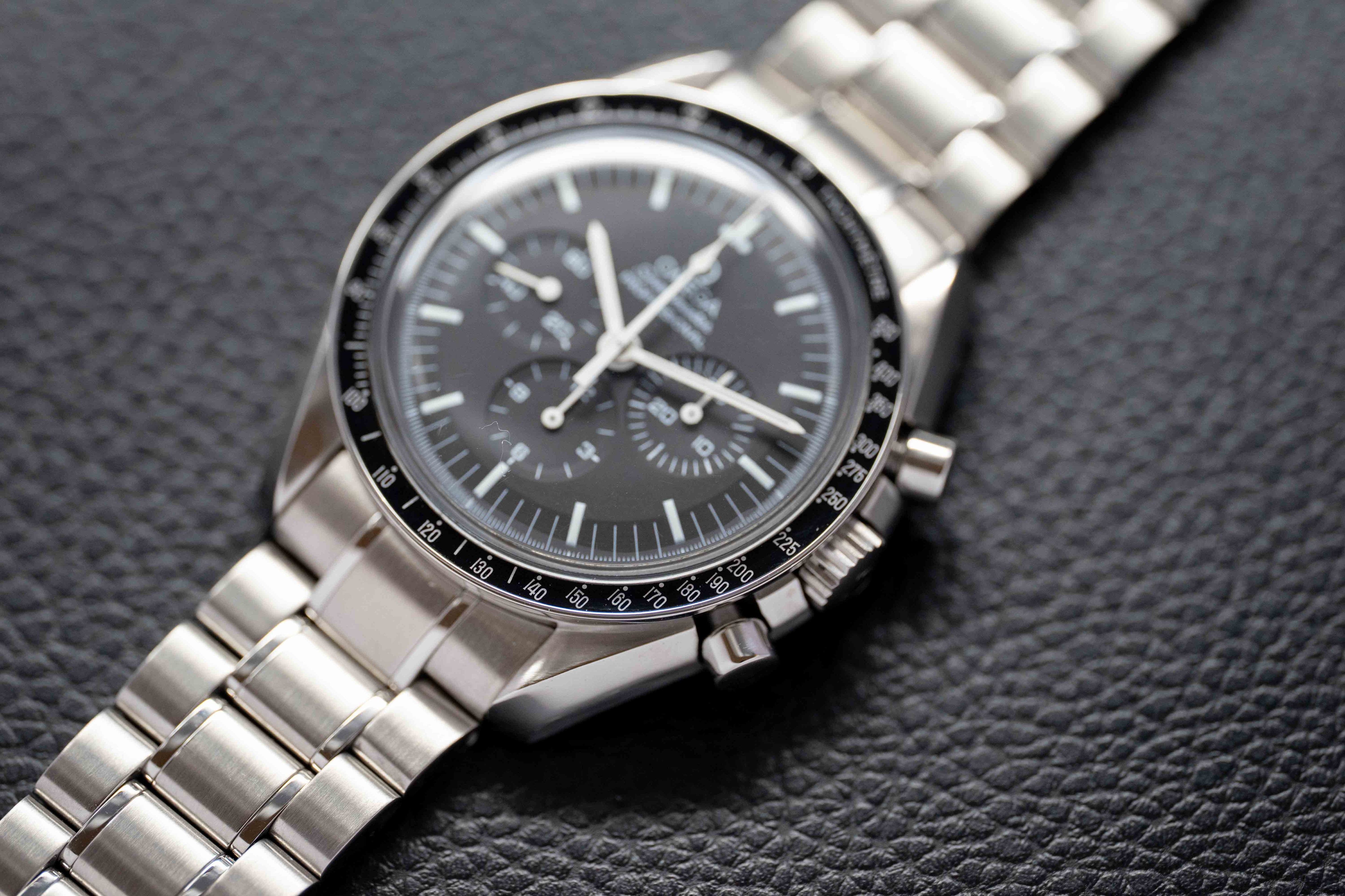 Omega Speedmaster Professional 3574.51 Apollo XVIl Last Man on the Moon Fullset 2003 Box+Papers