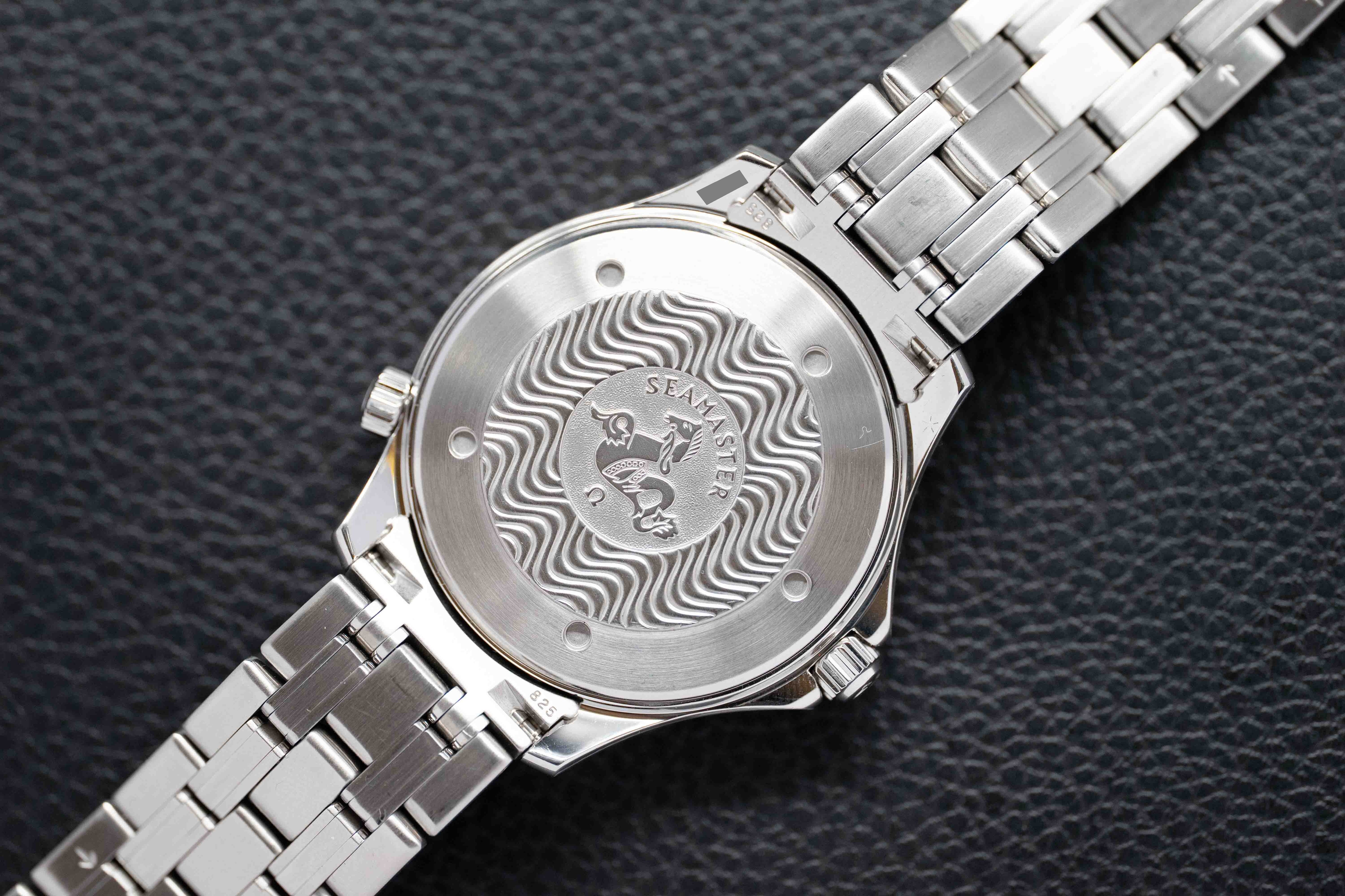 Omega Seamaster James Bond 2541.80 Papers 1998