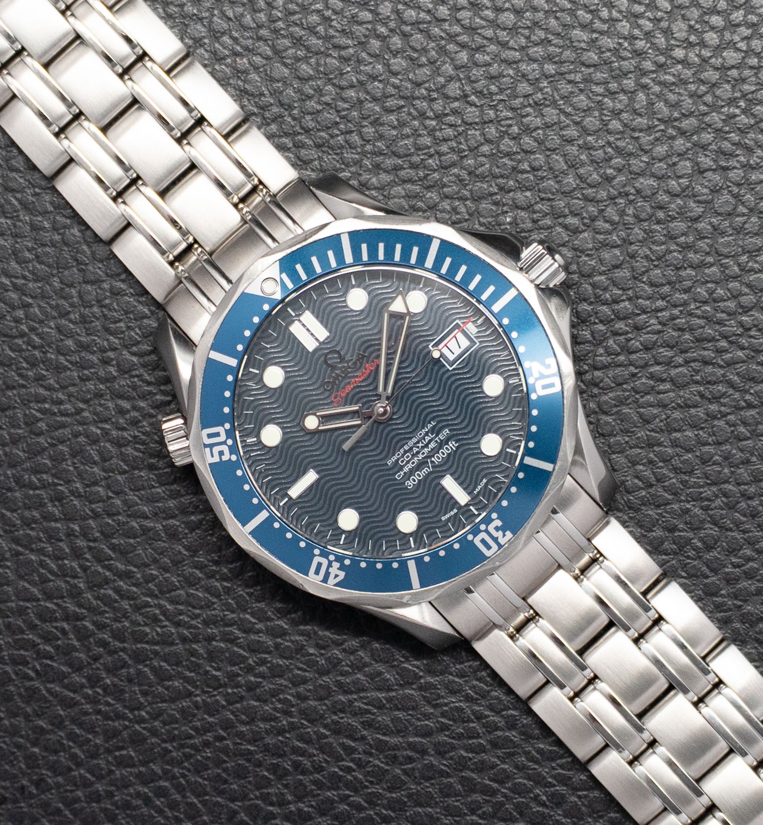 Omega Seamaster Diver 2220.80 Blue Dial 2008