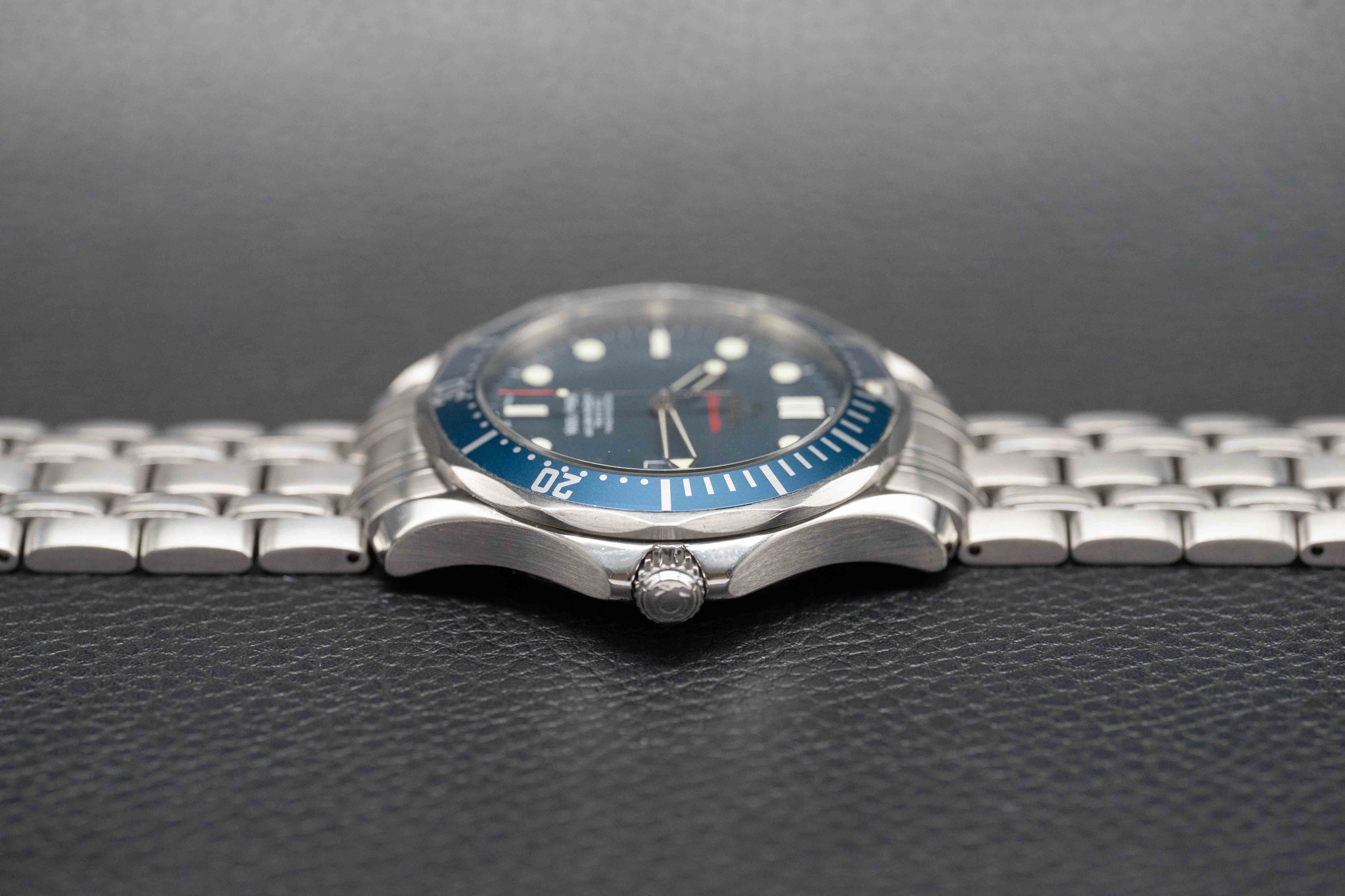 Omega Seamaster Diver 2220.80 Blue Dial 2008