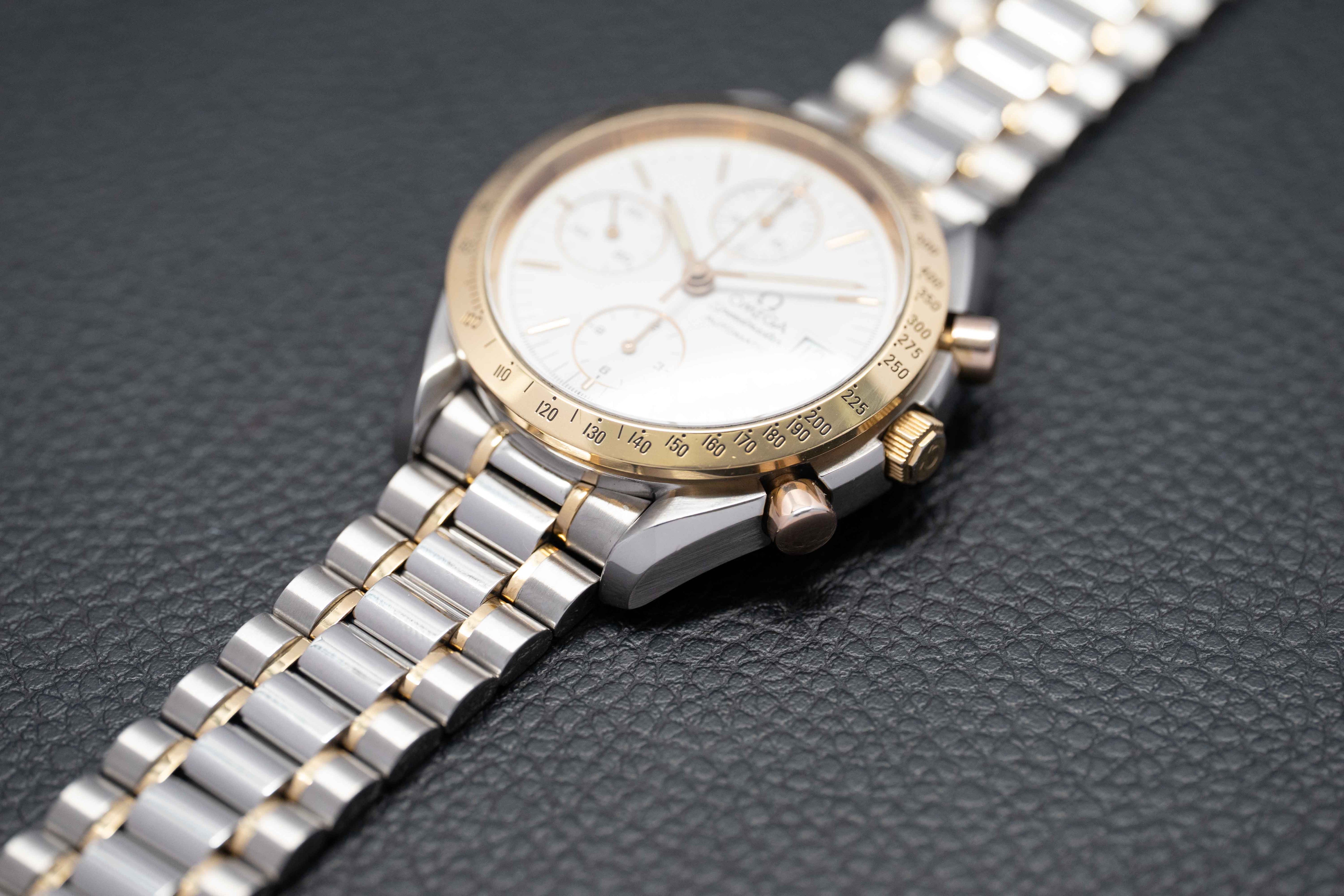 Omega Speedmaster Date 3311.20 Steel/Gold 1995