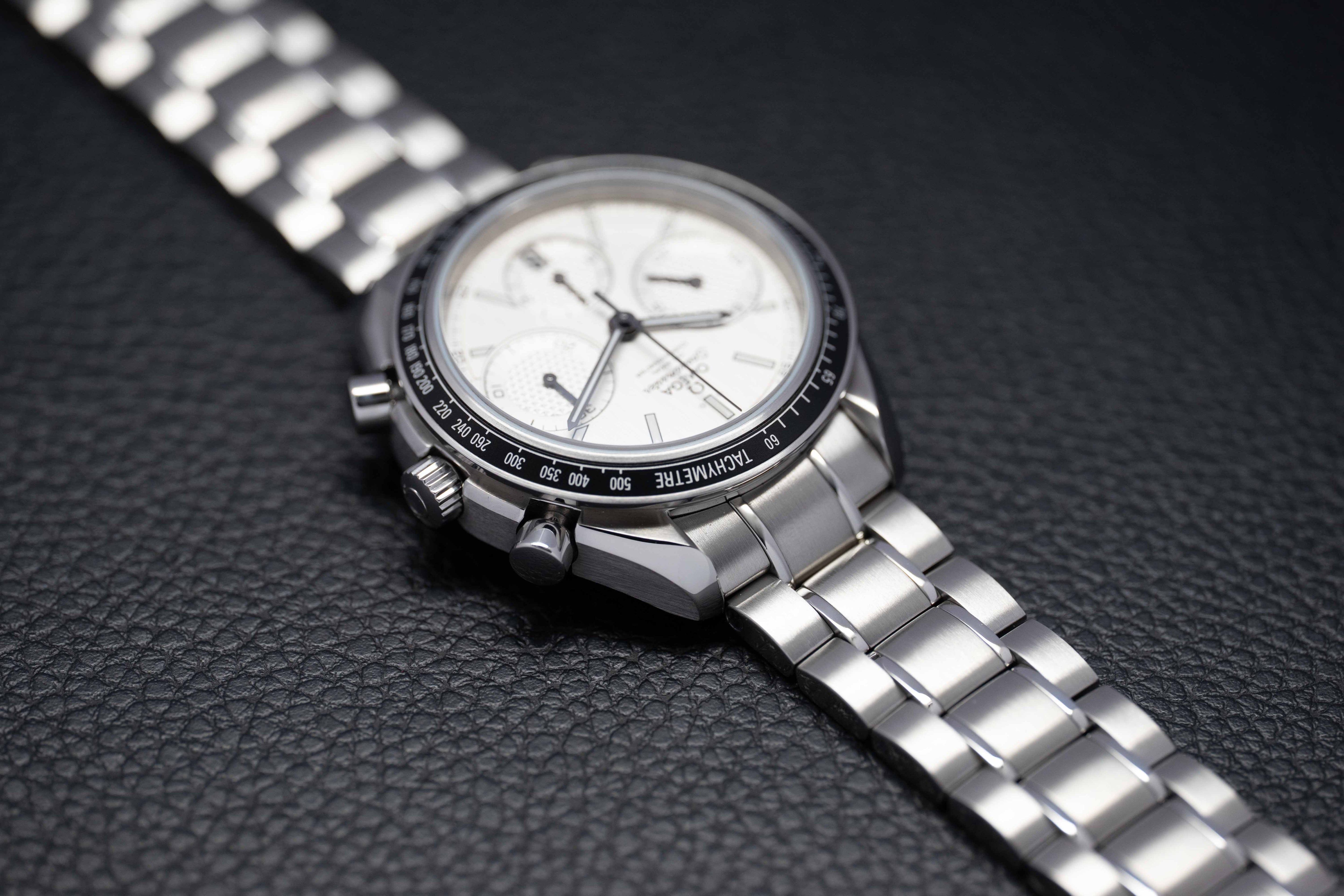 Omega Speedmaster Racing 326.30.40.50.02.001 Albino Fullset 2024 Box+Papers