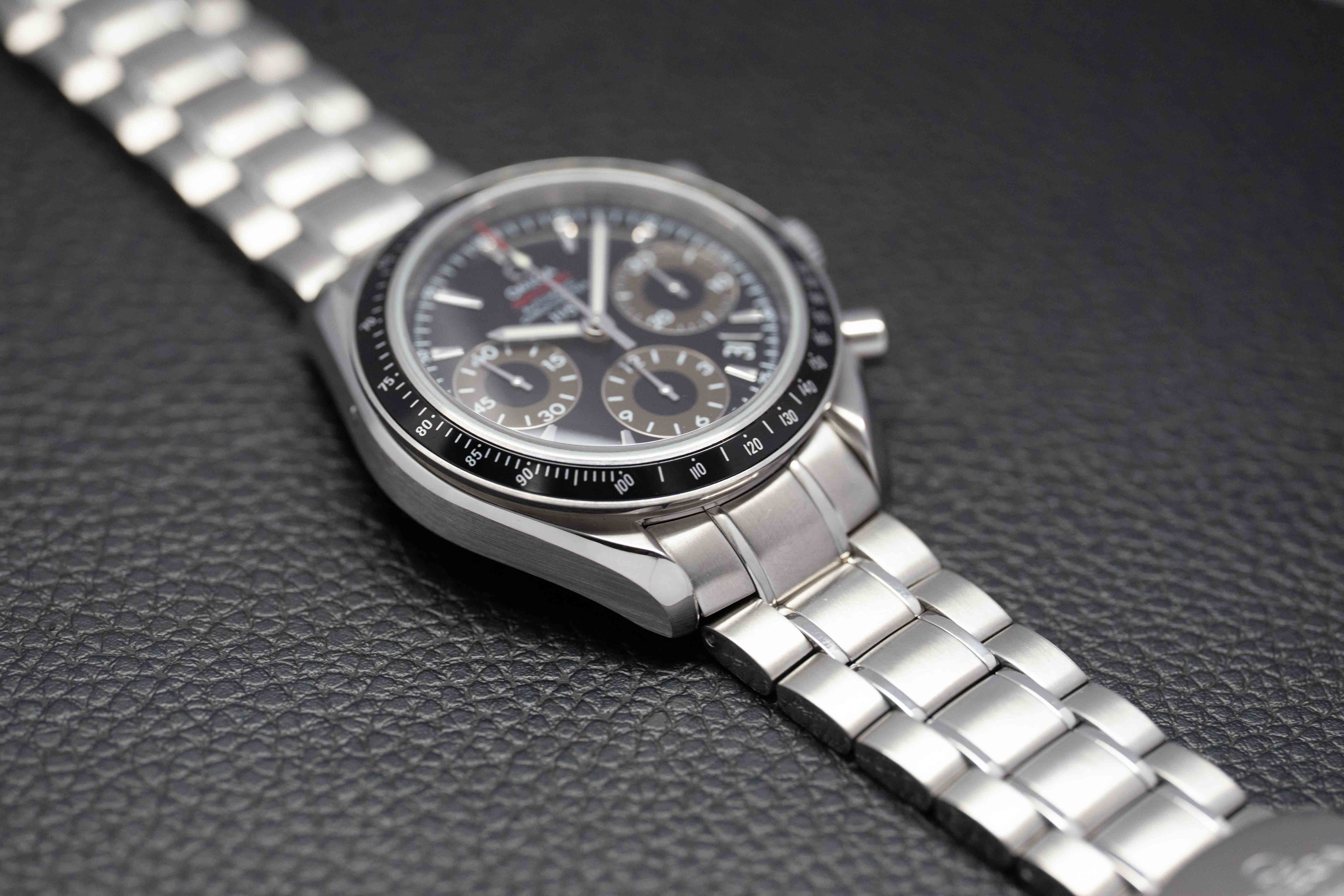 Omega Speedmaster 323.30.40.40.01.001 Esfera Negra 2009
