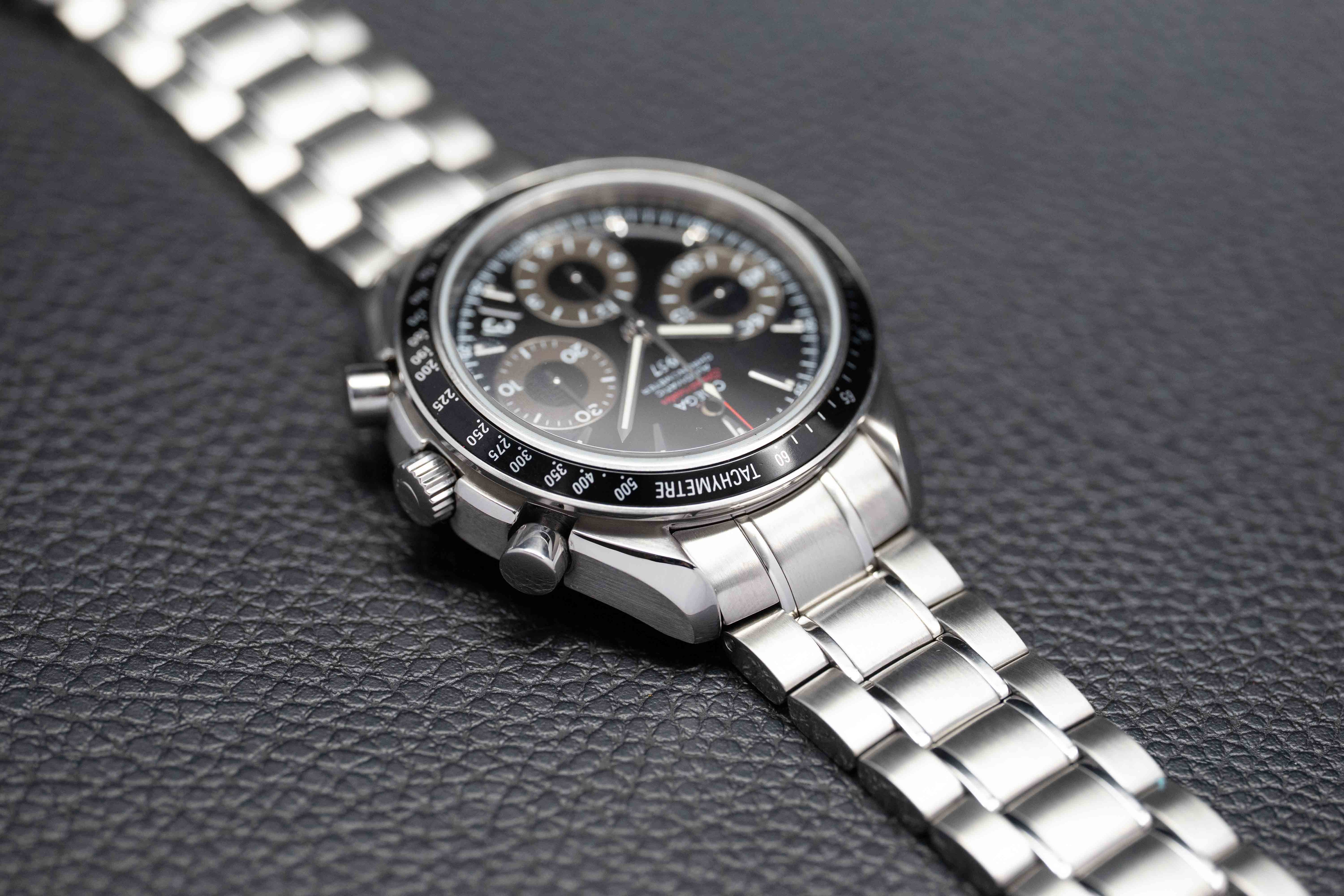 Omega Speedmaster 323.30.40.40.01.001 Esfera Negra 2009