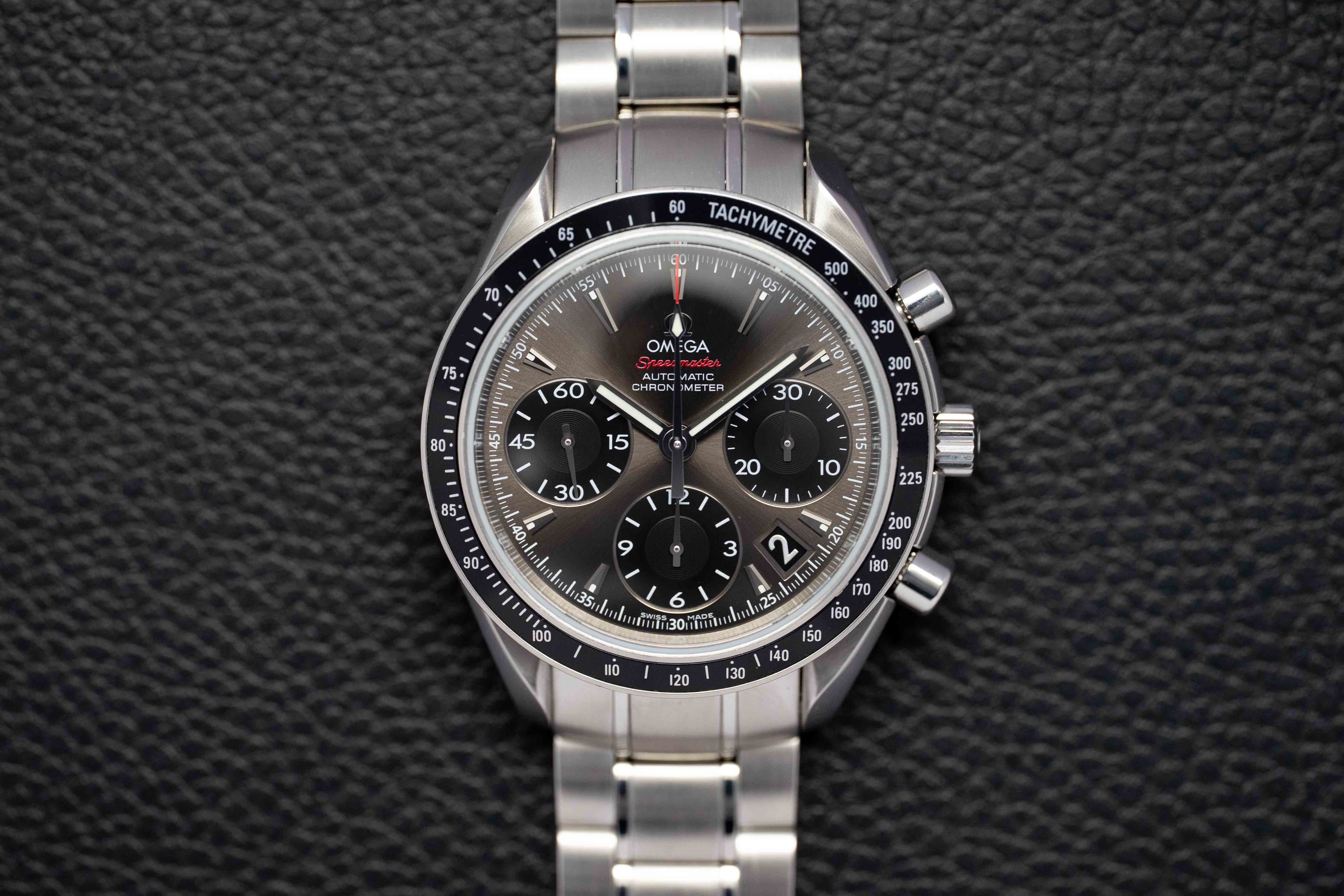 Omega Speedmaster 323.30.40.40.06.001 Fullset 2018 Box+Paper