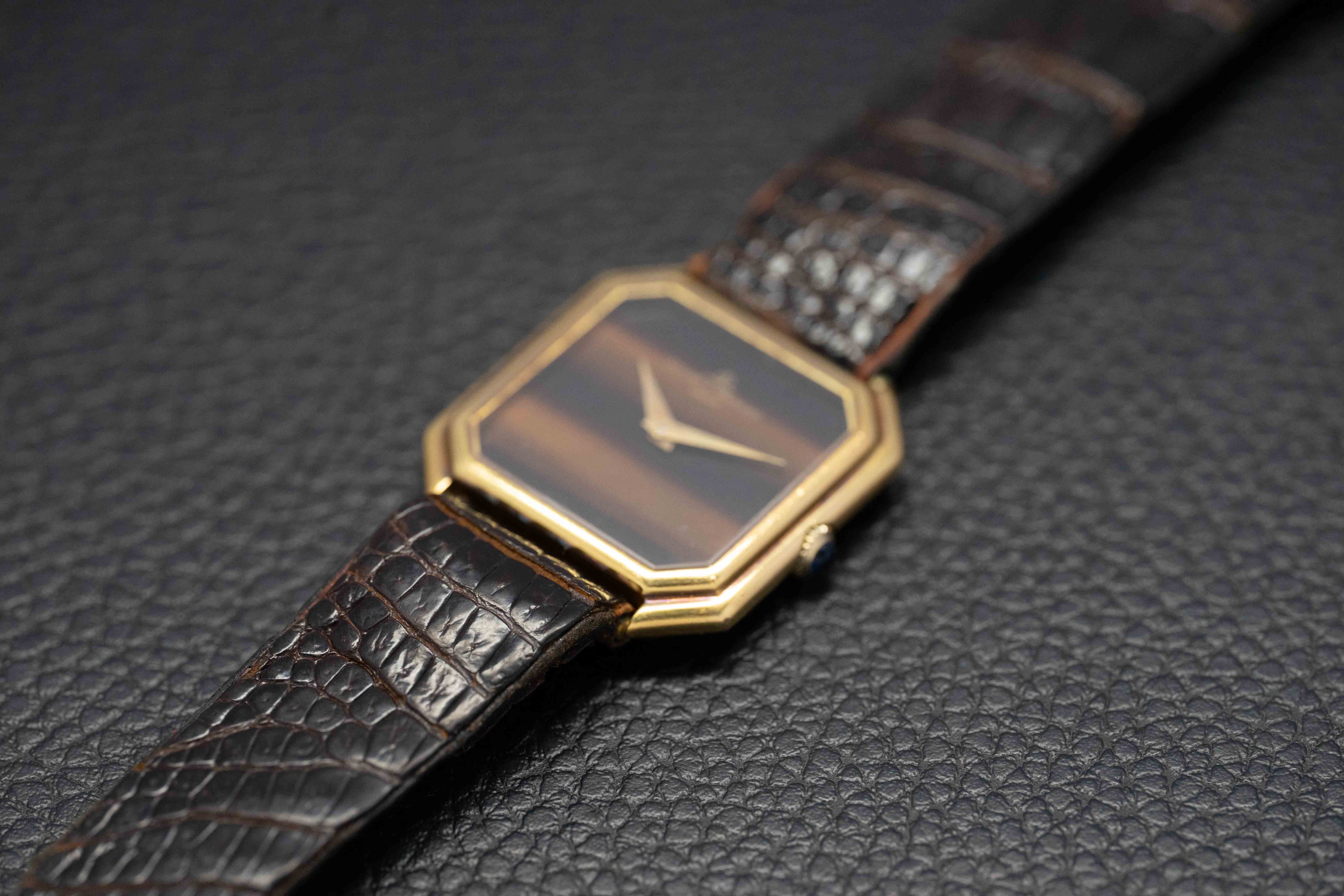 Baume & Mercier Tank Tiger Eye Stone Dial 1982 18K Gold