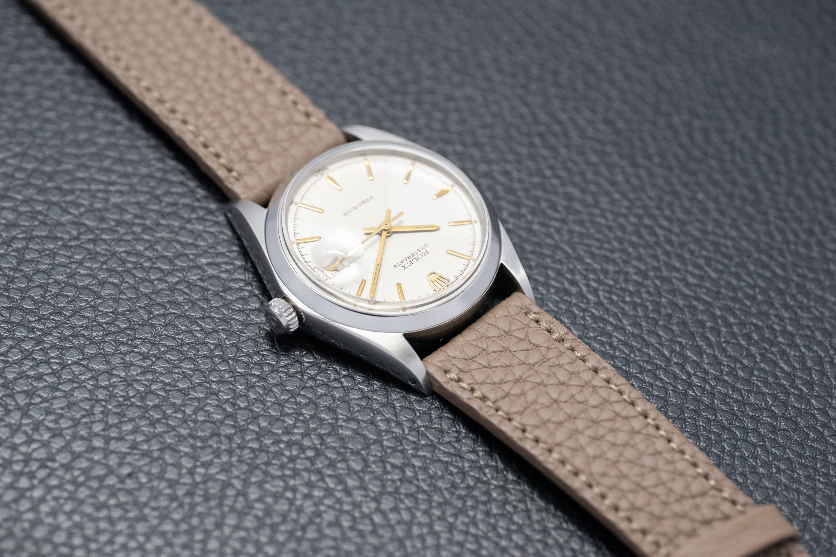 Rolex Oysterdate 6694 Silver Dial 1969