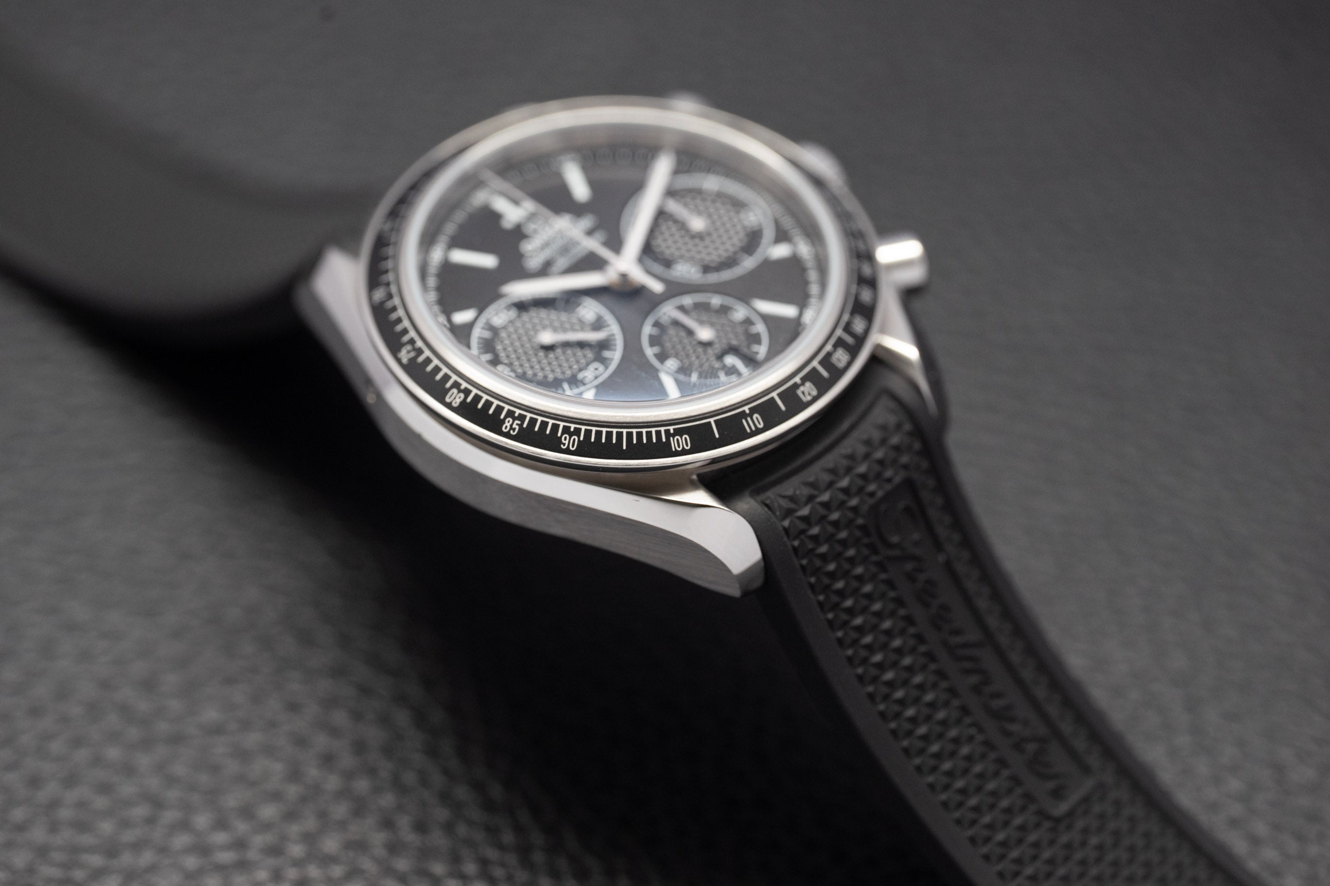 Omega Speedmaster Racing 326.32.40.50.01.001 Fullset 2024 Box+Papers