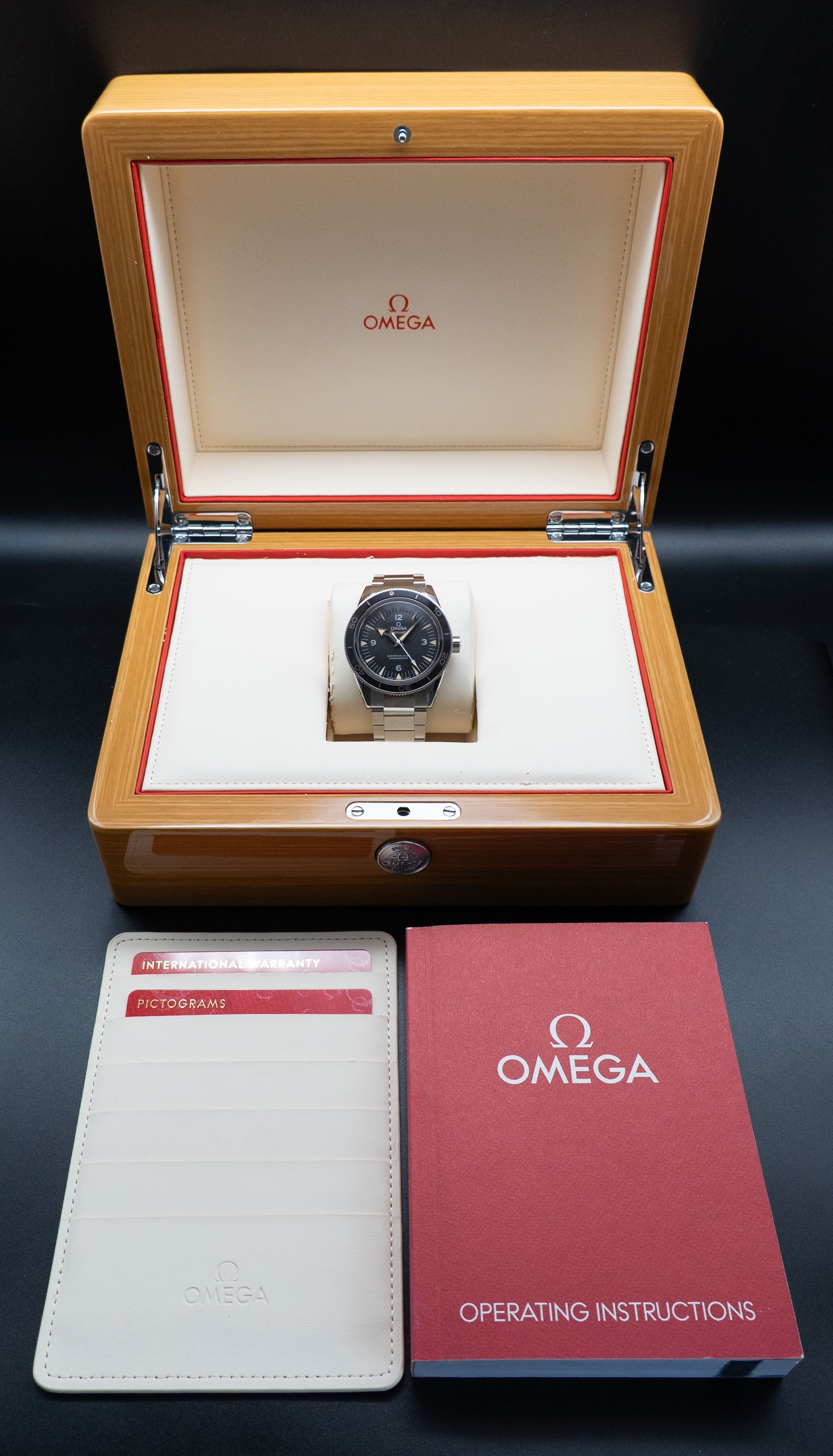 Omega Seamaster 300 233.30.41.21.01.001 Fullset 2018 Box+Papers