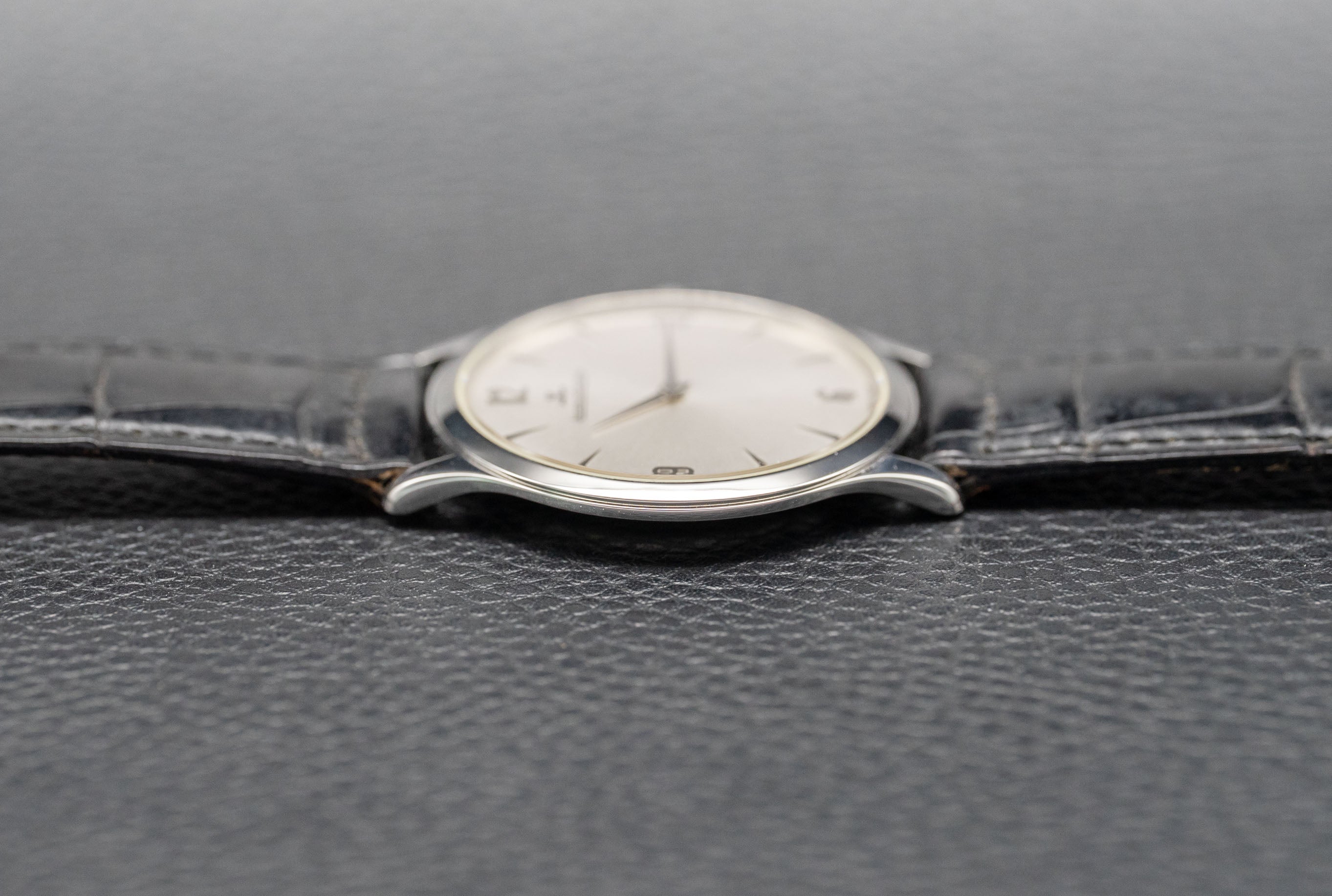 Jaeger-LeCoultre Master Ultra Thin 145.8.79 Silver 2001 Dial Box