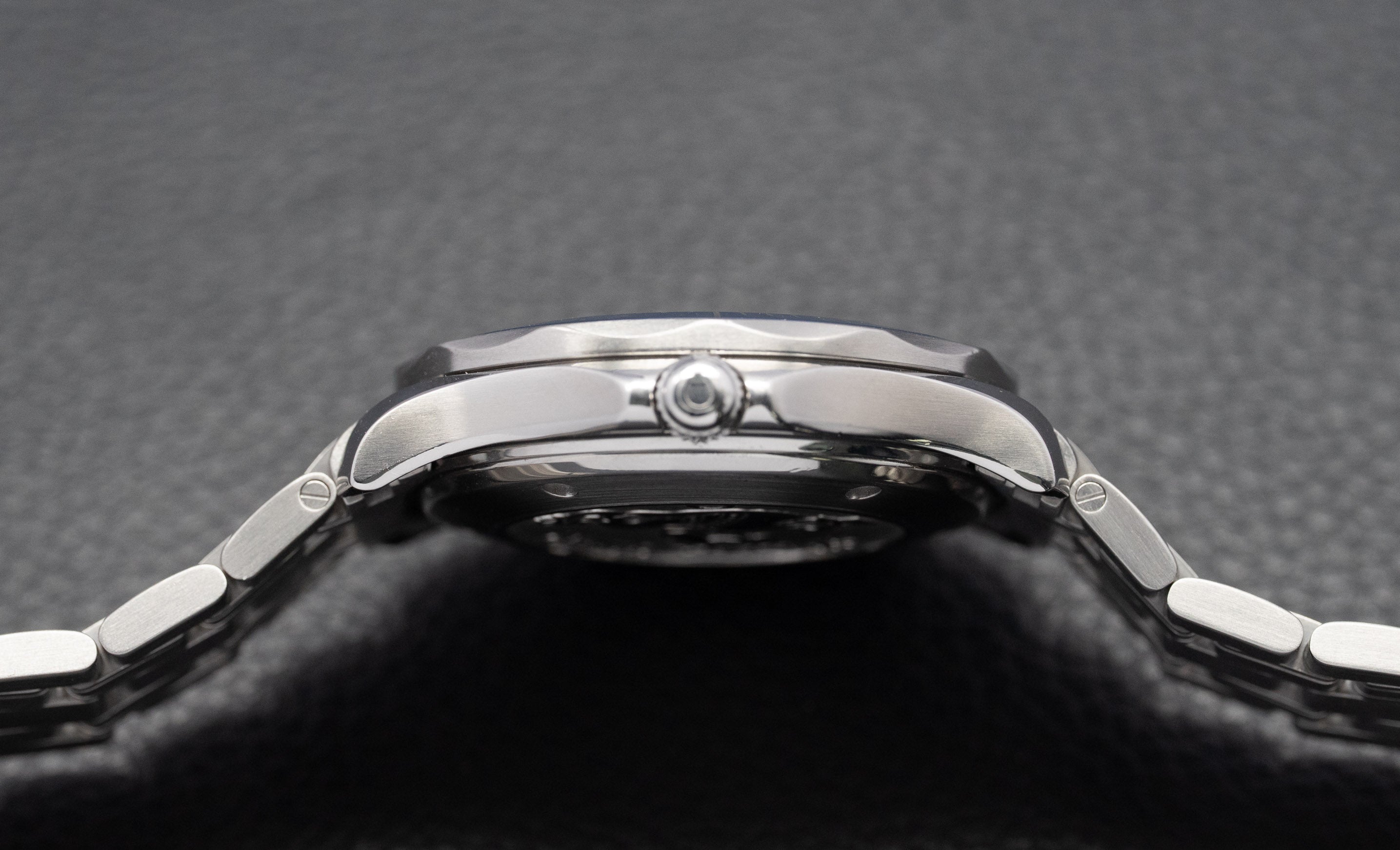 Omega Seamaster Diver 300 212.30.41.20.03.001 Quadrante Blu 2018