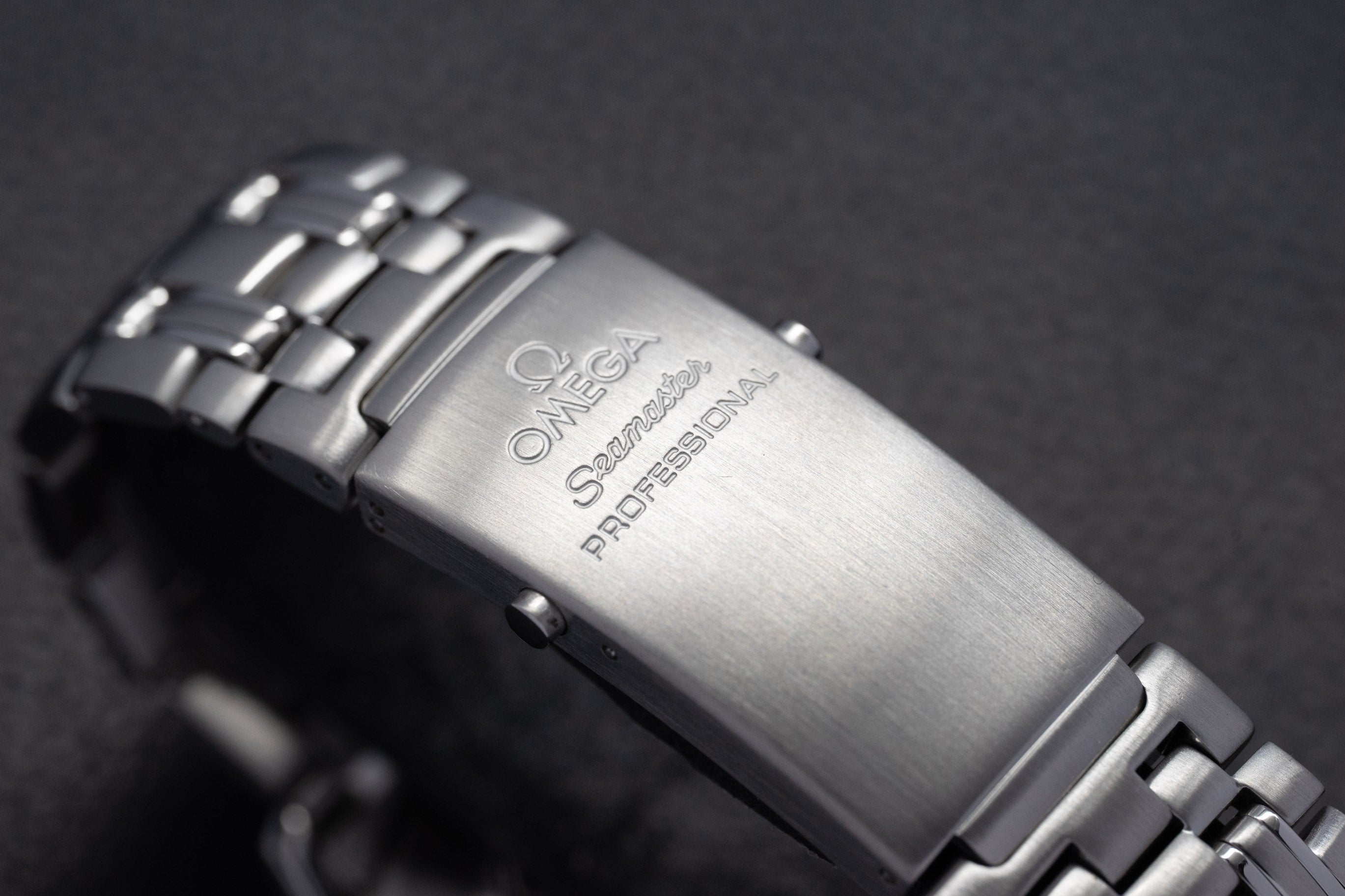 Omega Seamaster Diver 300 2541.80 Blue Dial 1998