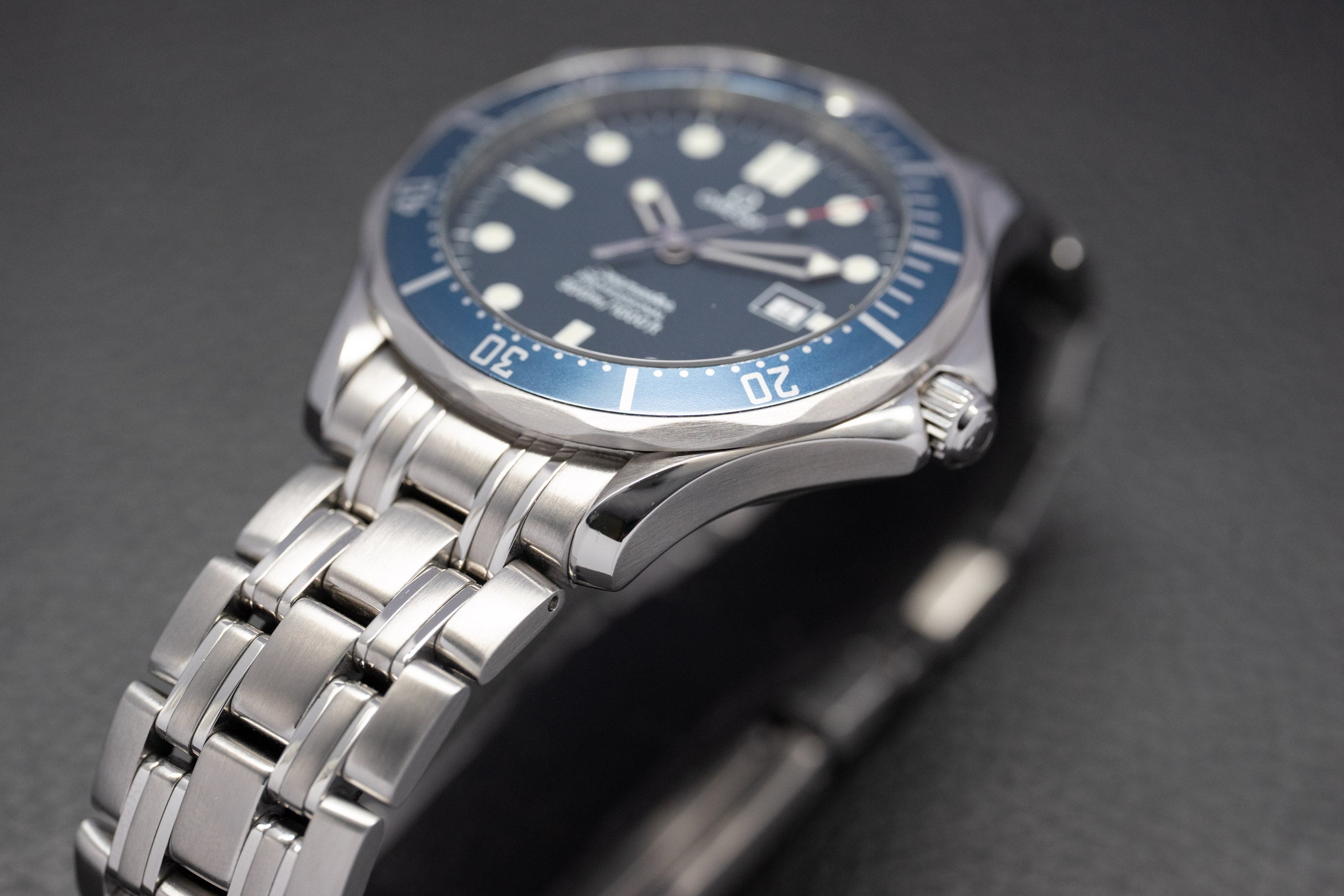 Omega Seamaster Diver 300 2541.80 Blue Dial 1998