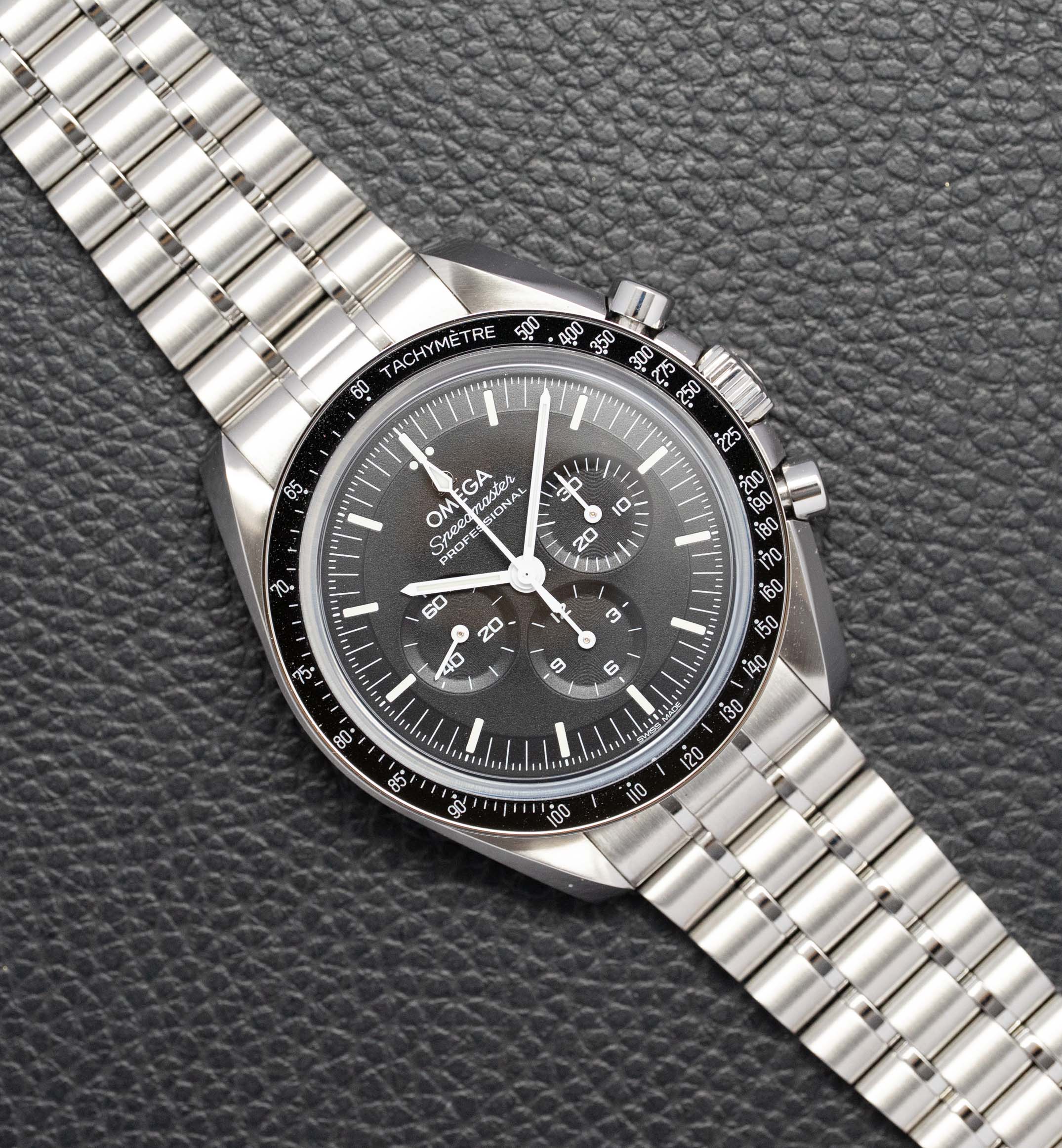 Omega Speedmaster Professional 310.30.42.50.01.002 Fullset 2024 Box+Papers