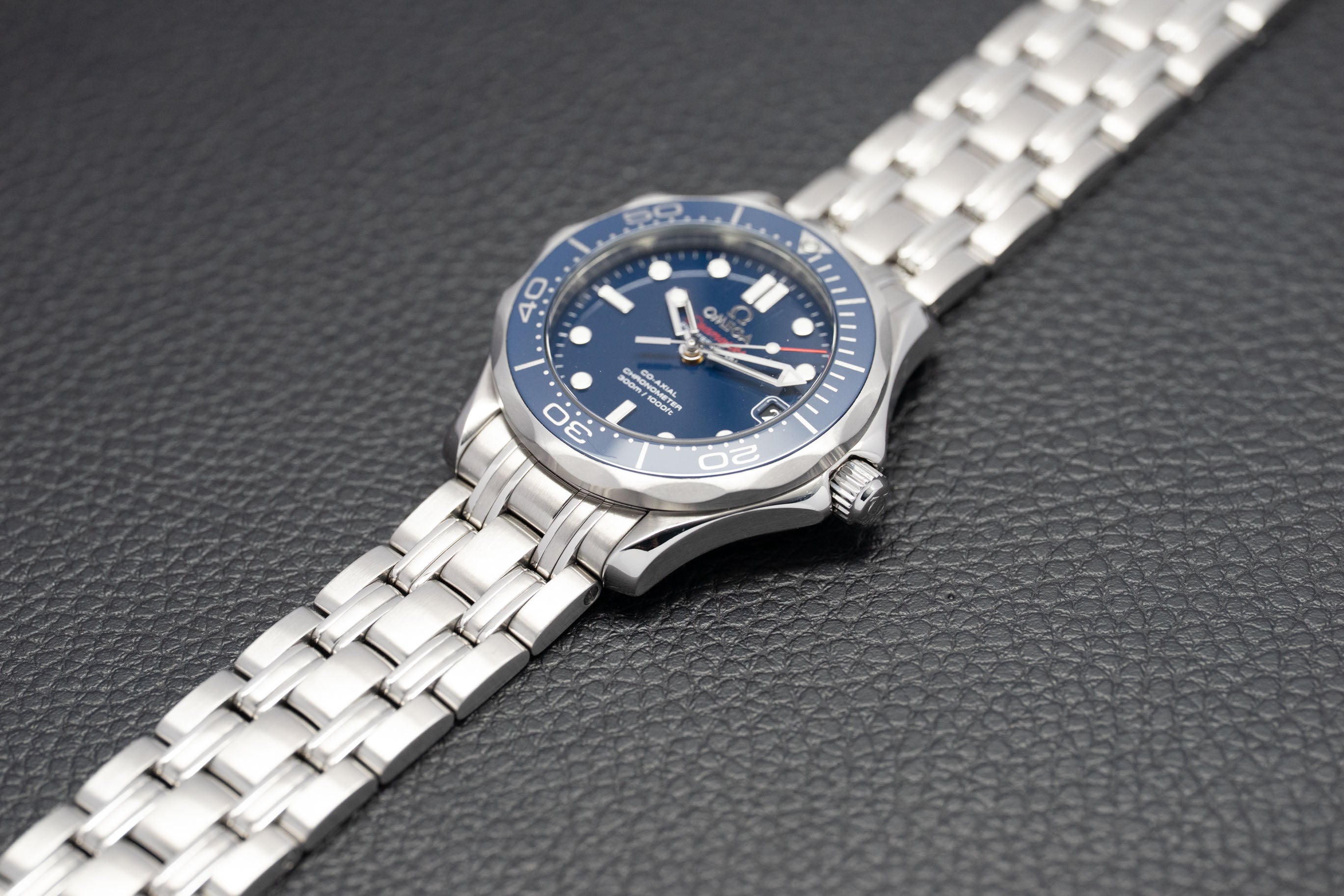 Omega Seamaster Diver 300 212.30.36.20.03.001 Fullset 2021 Box+Papers